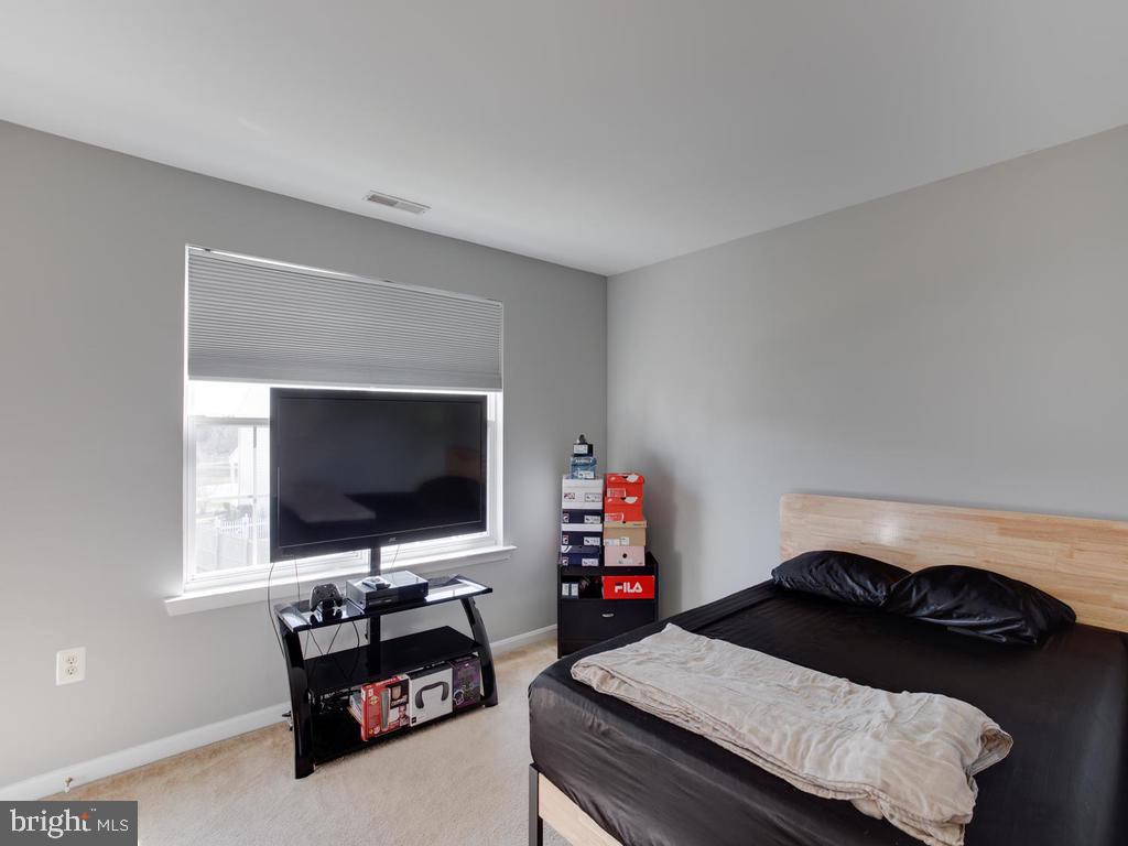 VILLAGES AT LEONARDTOWN - Residential