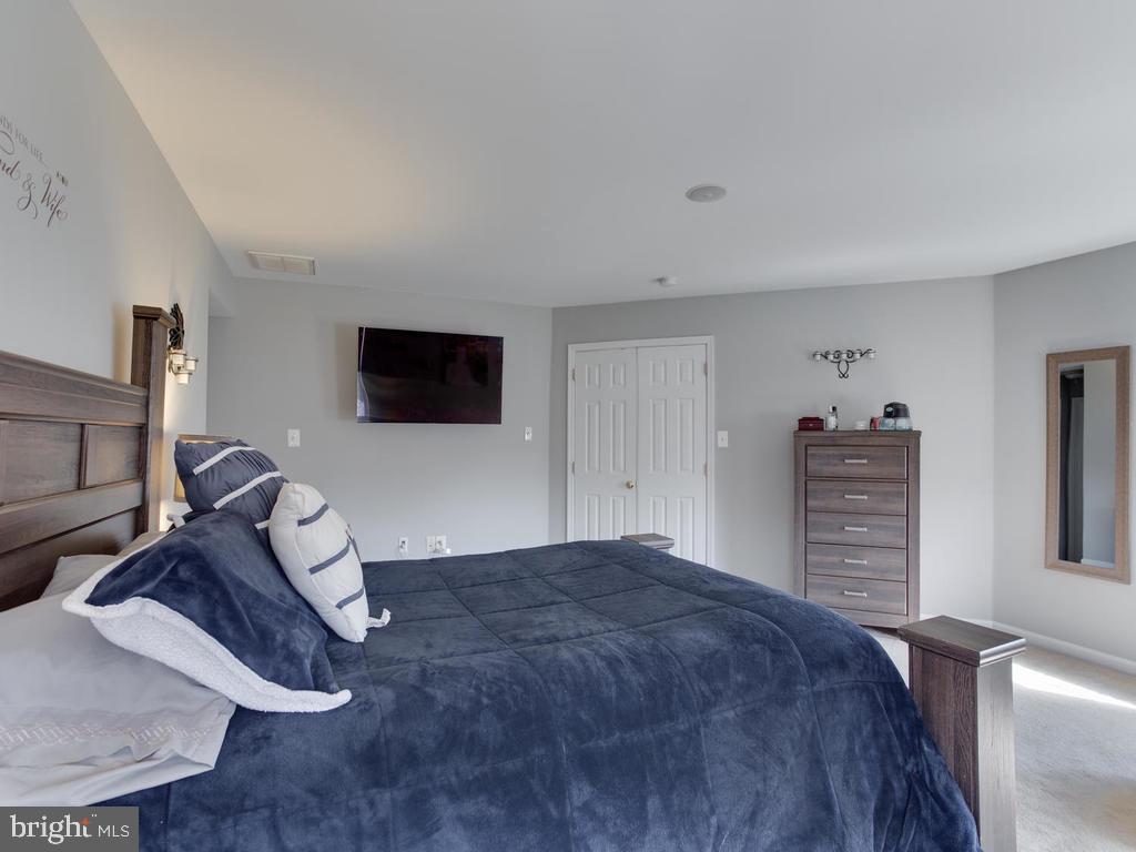 VILLAGES AT LEONARDTOWN - Residential