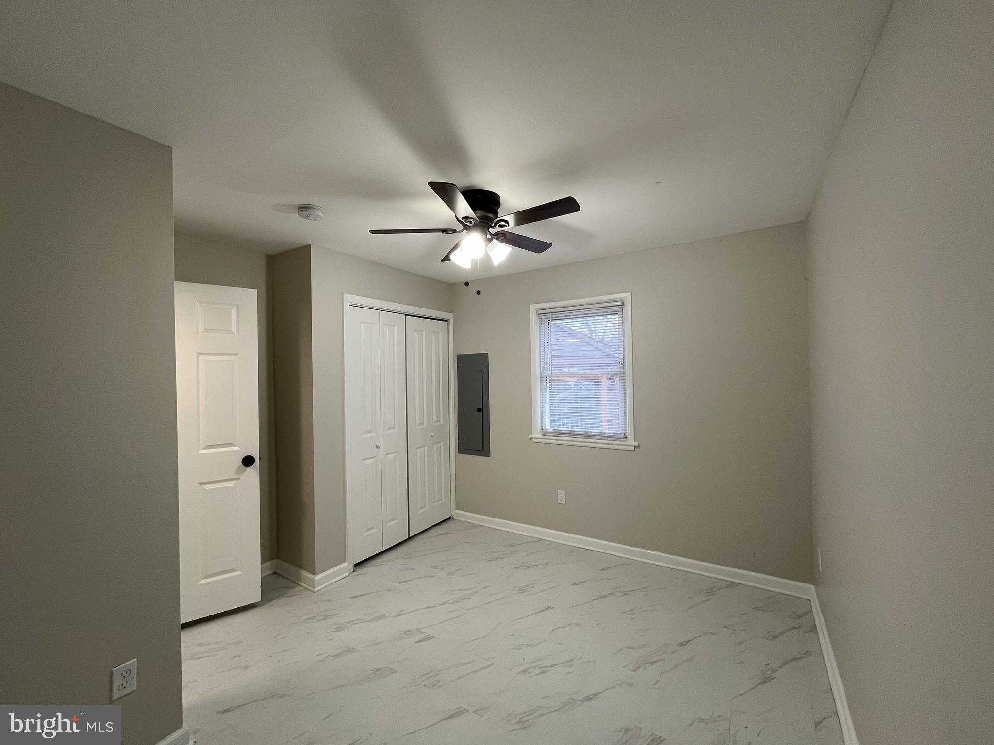 RIVERDALE - Residential