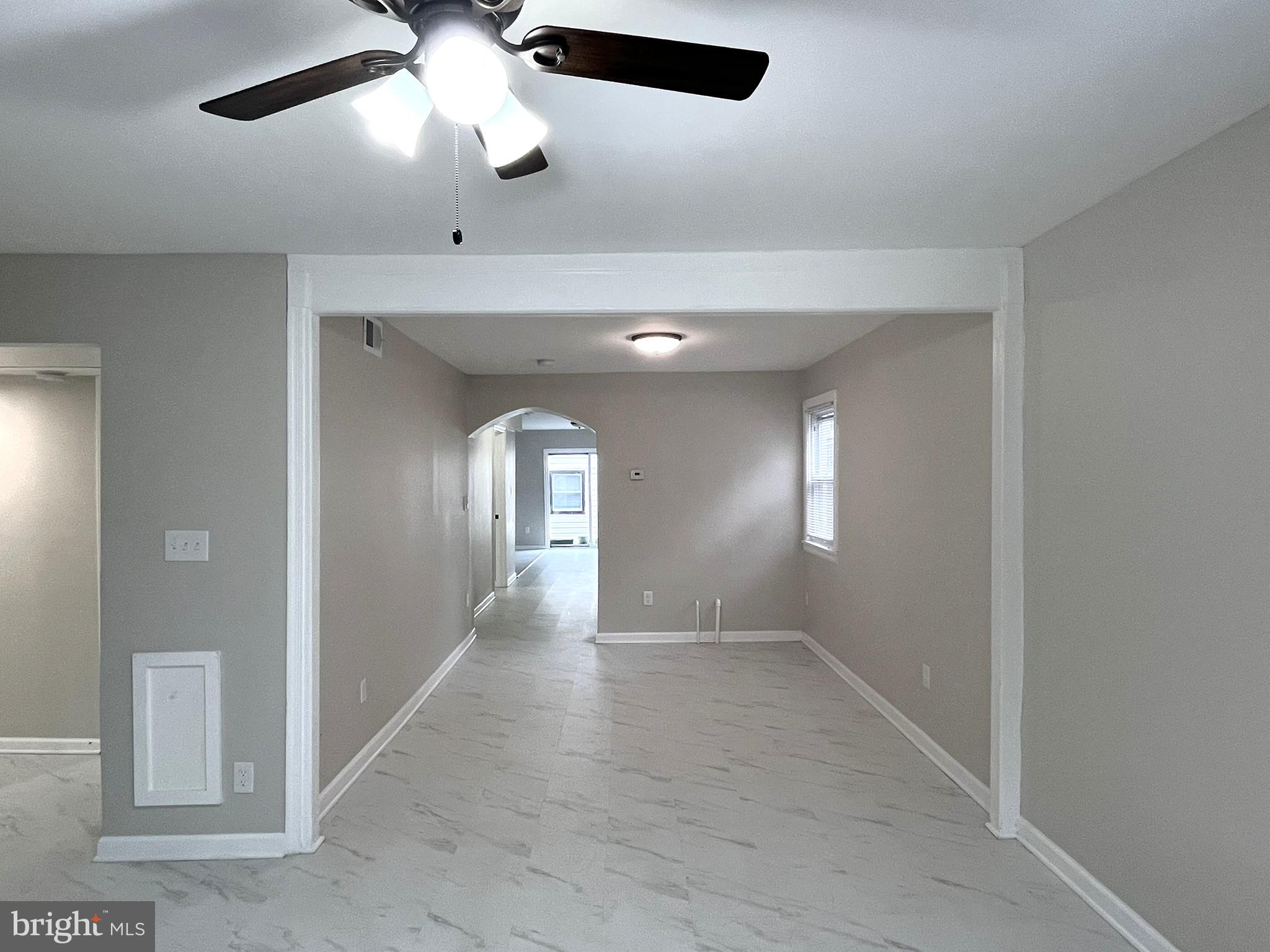 RIVERDALE - Residential