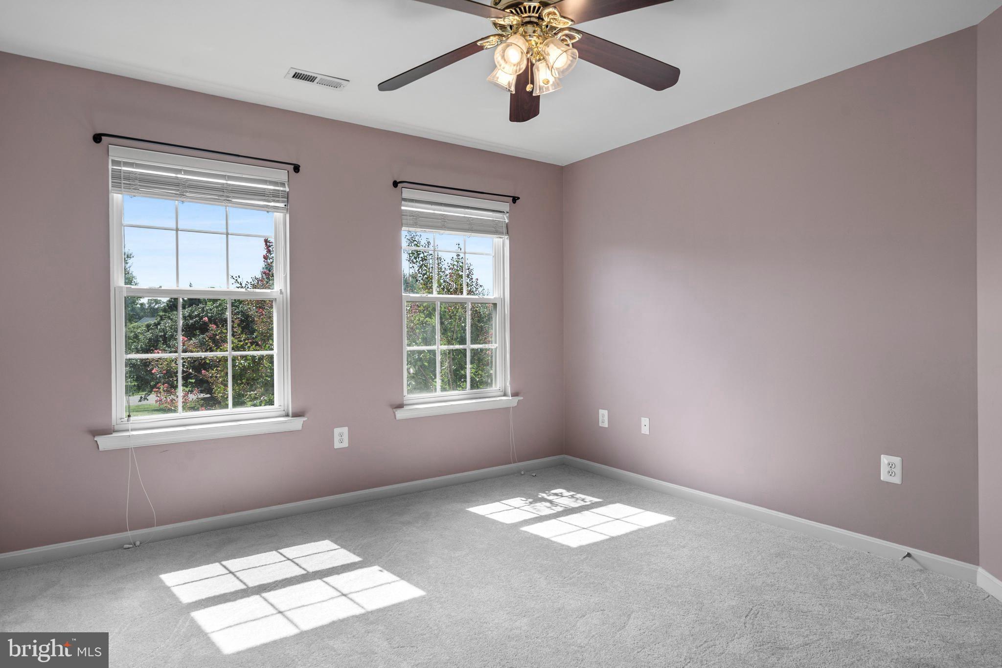 FAIRVIEW FARM - Residential