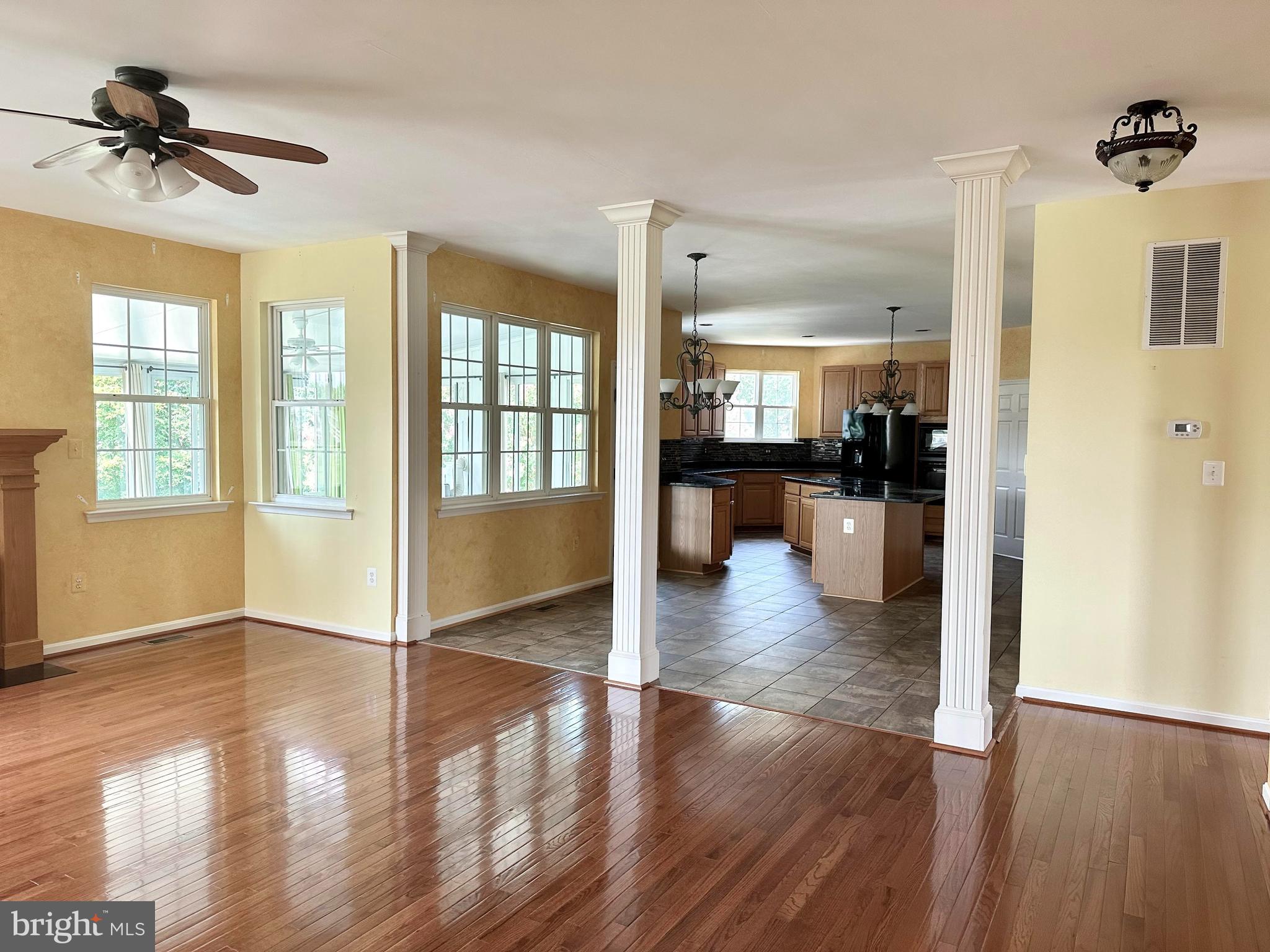 FAIRVIEW FARM - Residential