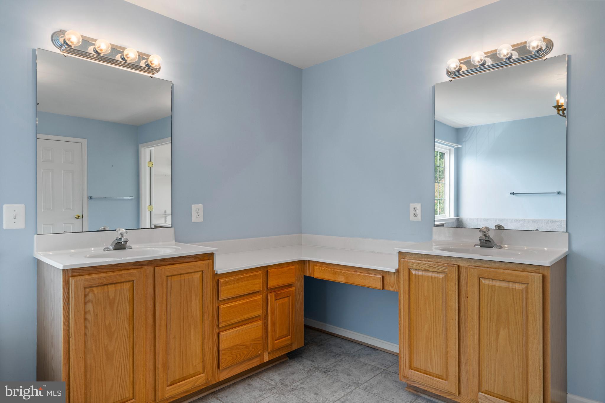 FAIRVIEW FARM - Residential