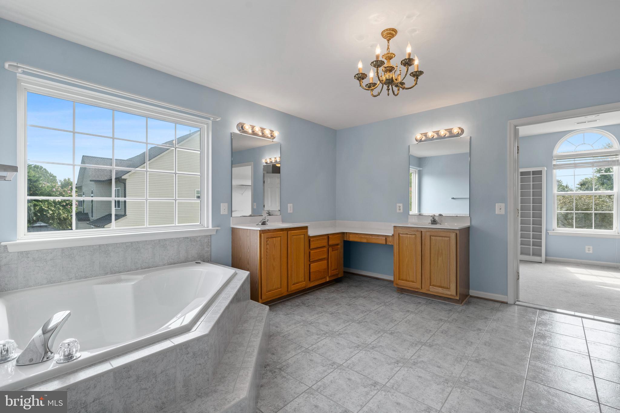 FAIRVIEW FARM - Residential