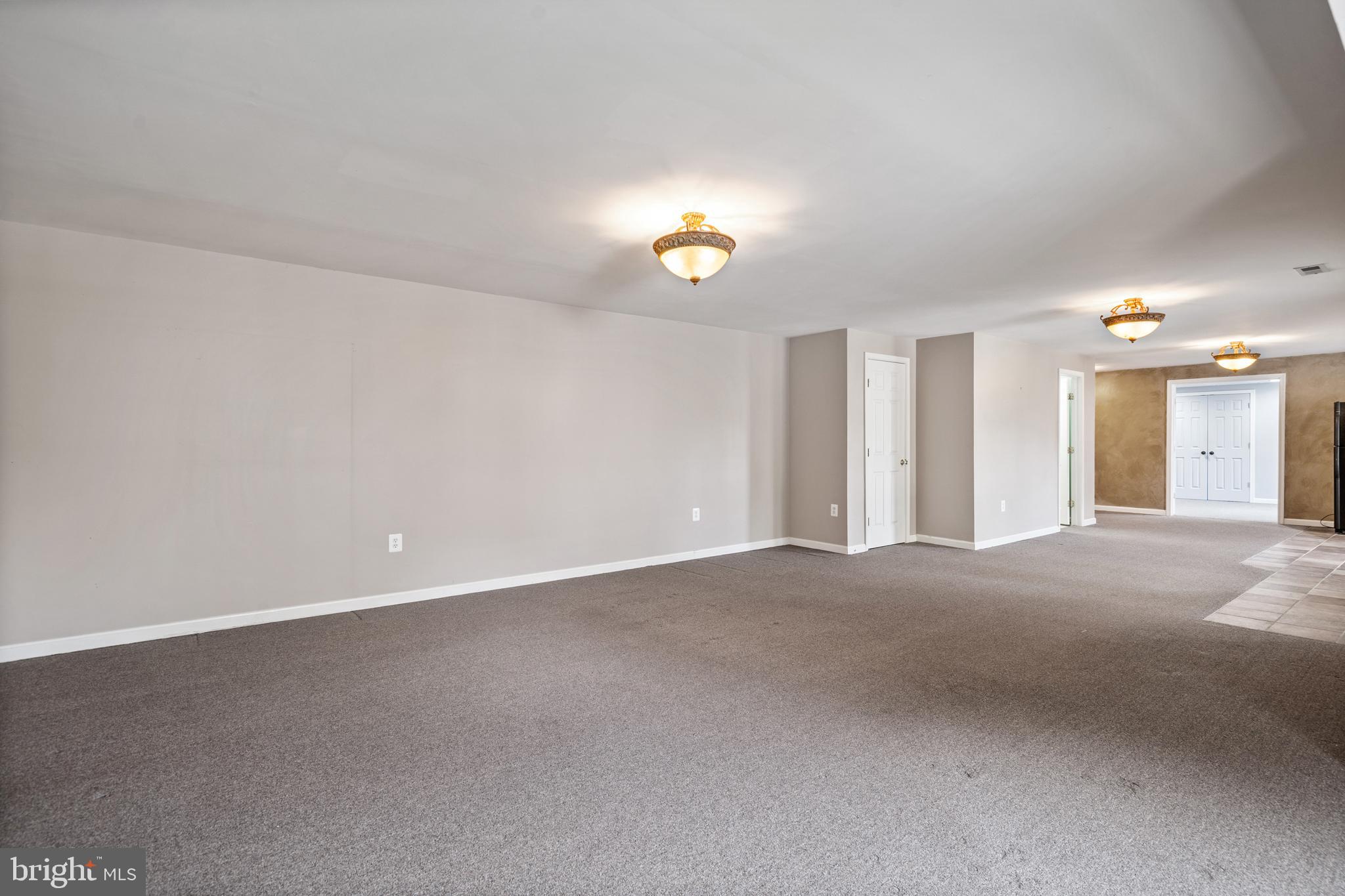 FAIRVIEW FARM - Residential