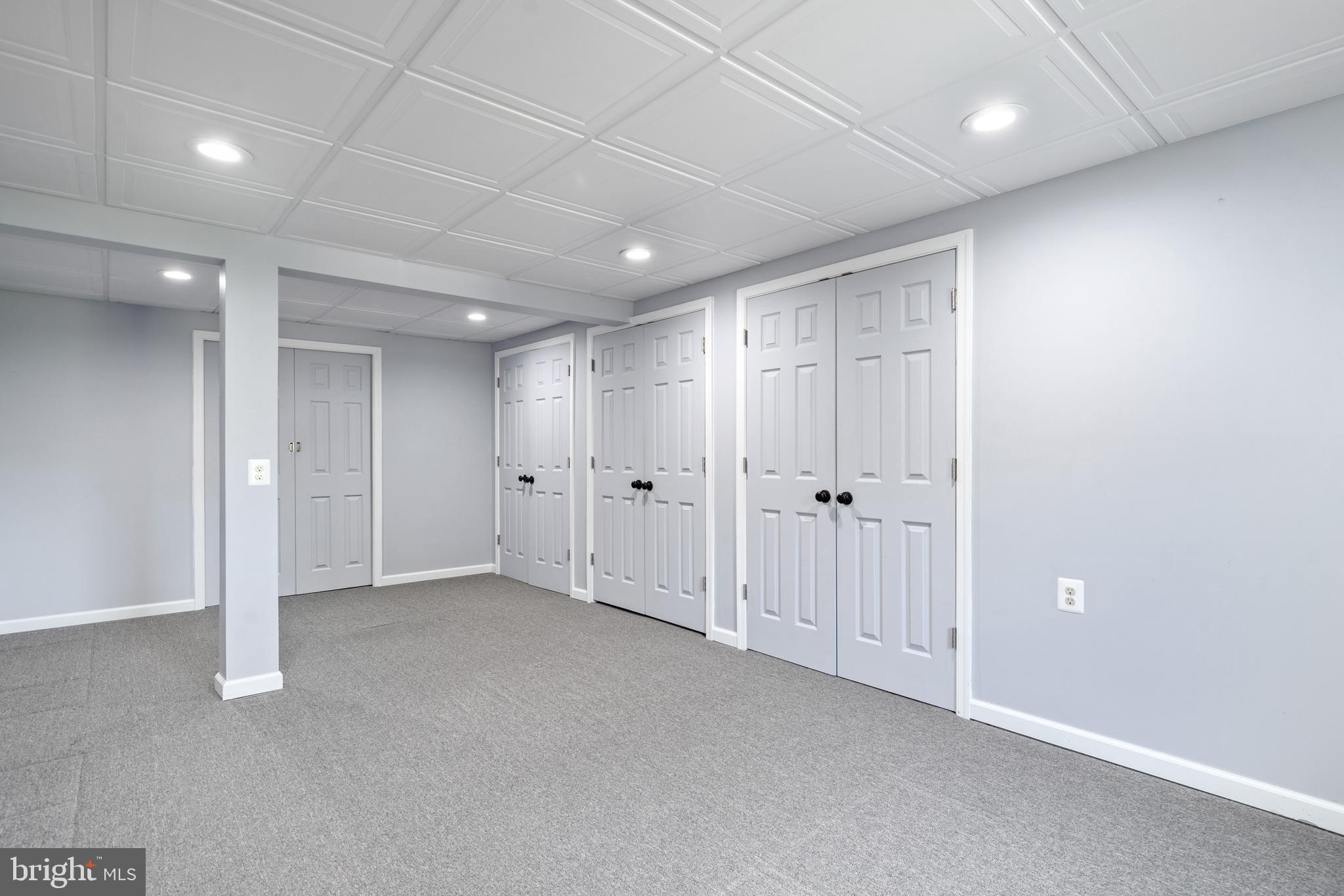 FAIRVIEW FARM - Residential