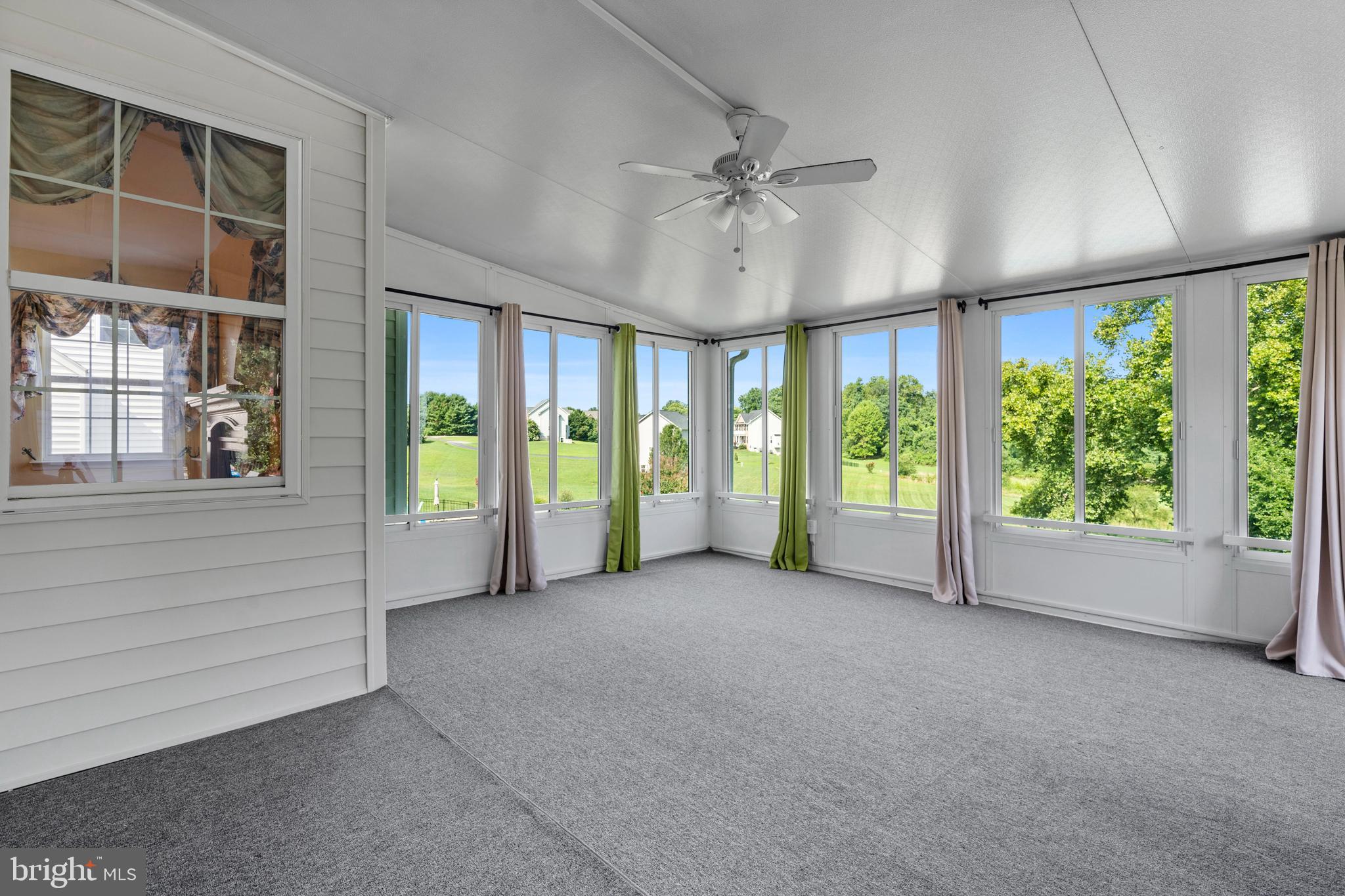 FAIRVIEW FARM - Residential