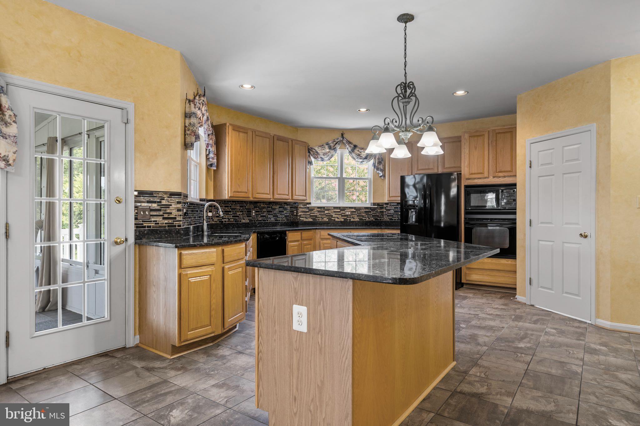 FAIRVIEW FARM - Residential