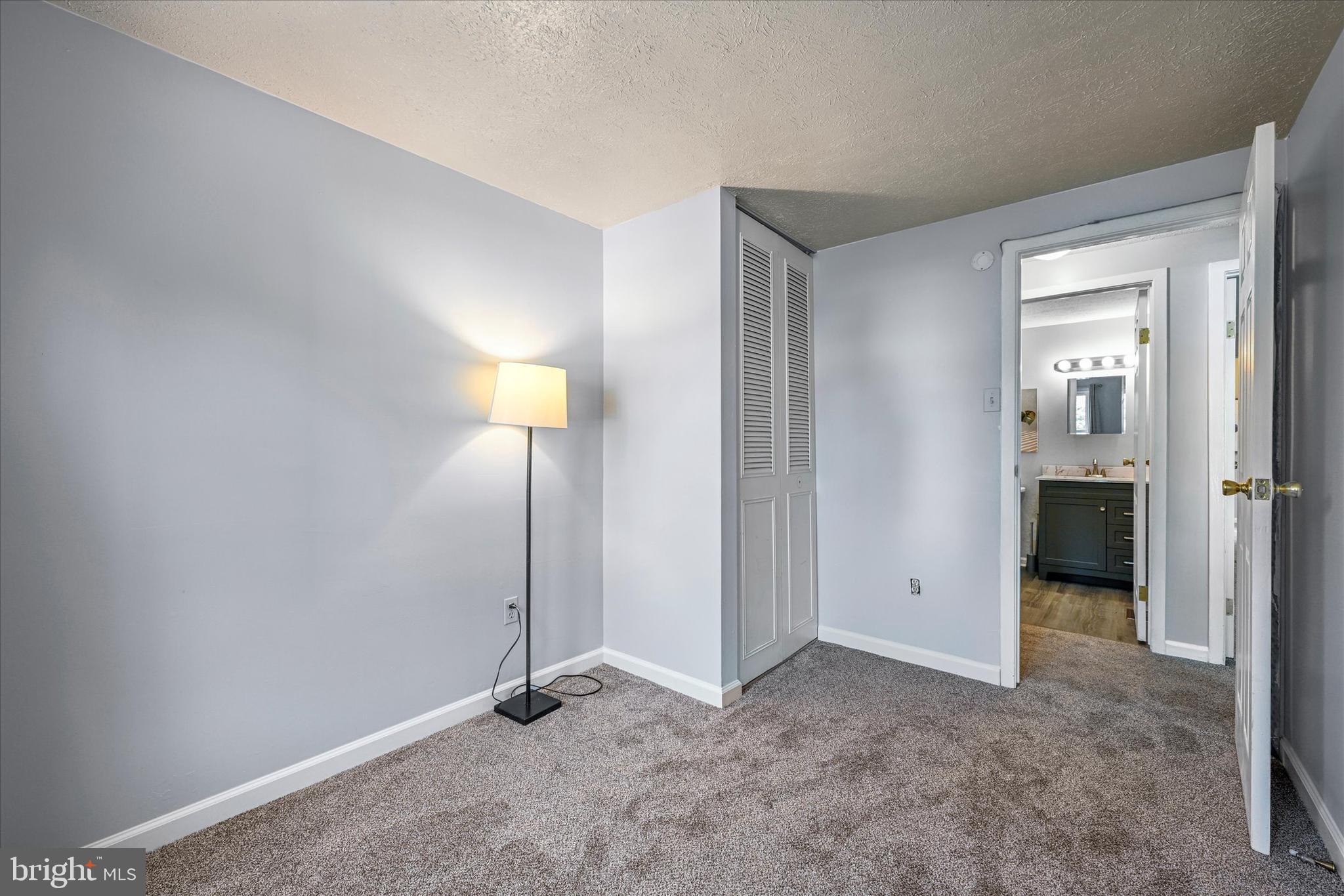 KIMBERLY VILLAGE - Residential