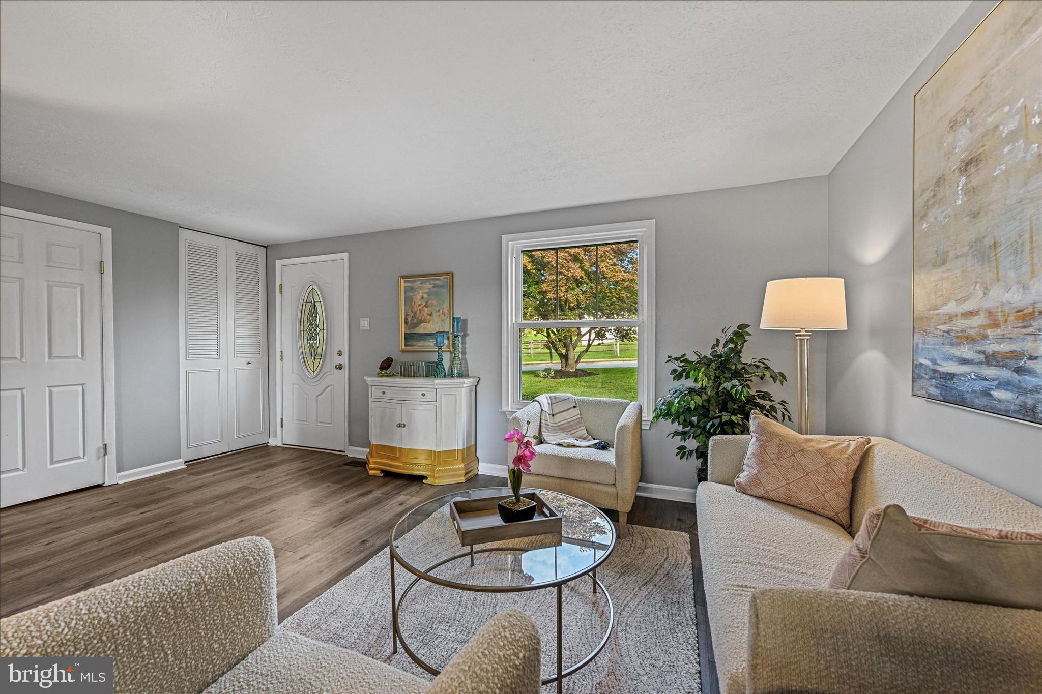 KIMBERLY VILLAGE - Residential