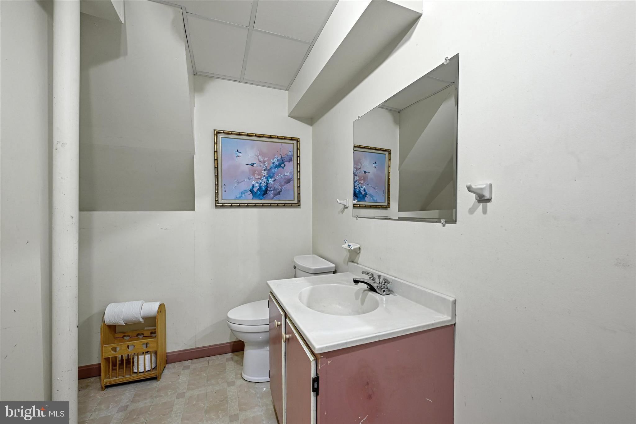 KIMBERLY VILLAGE - Residential