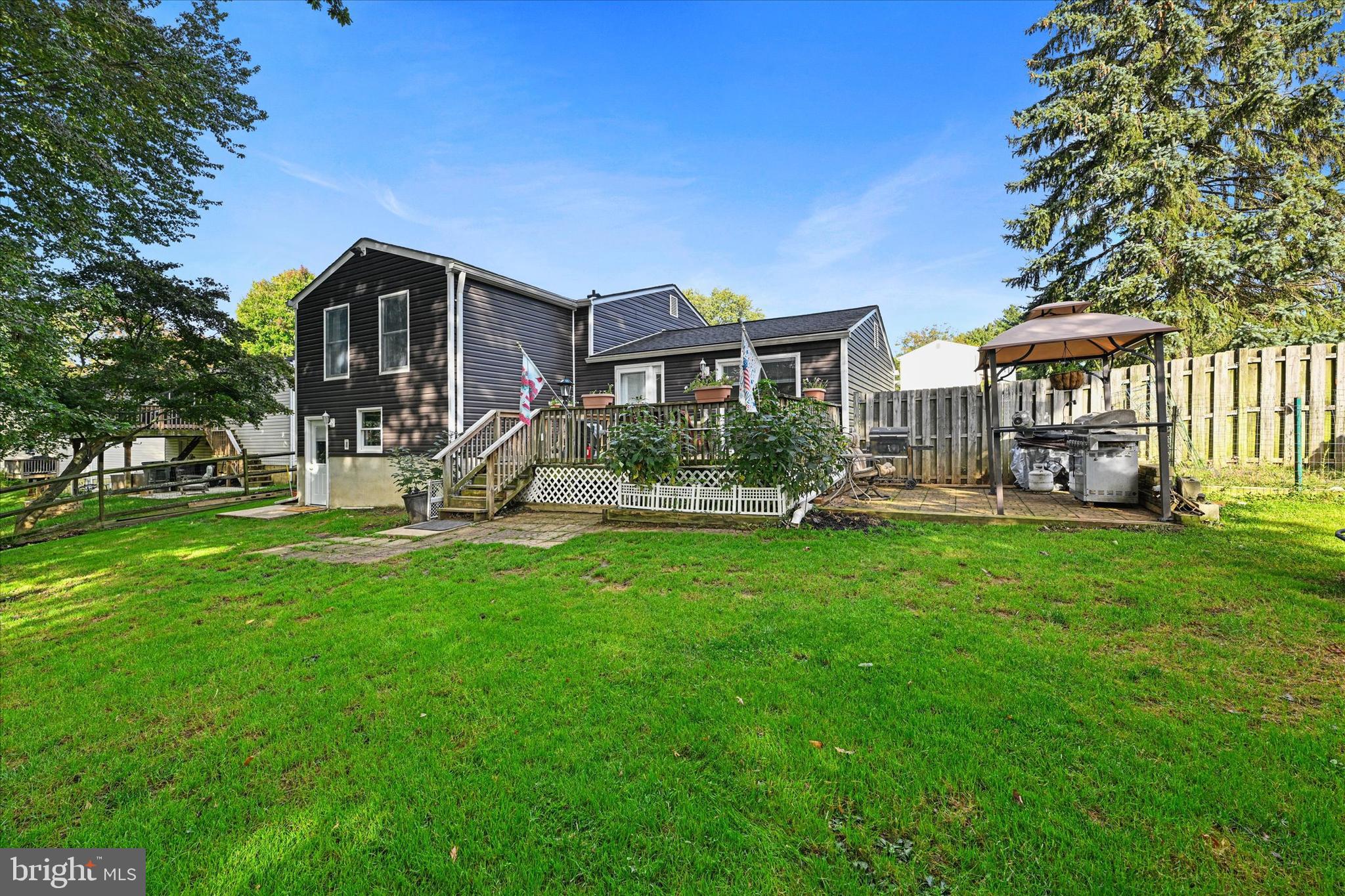 KIMBERLY VILLAGE - Residential