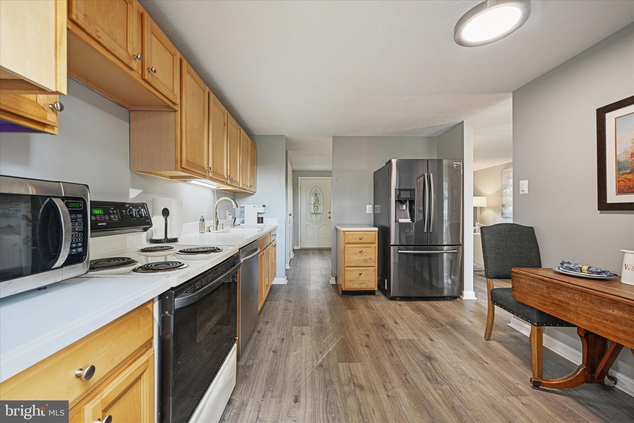 KIMBERLY VILLAGE - Residential