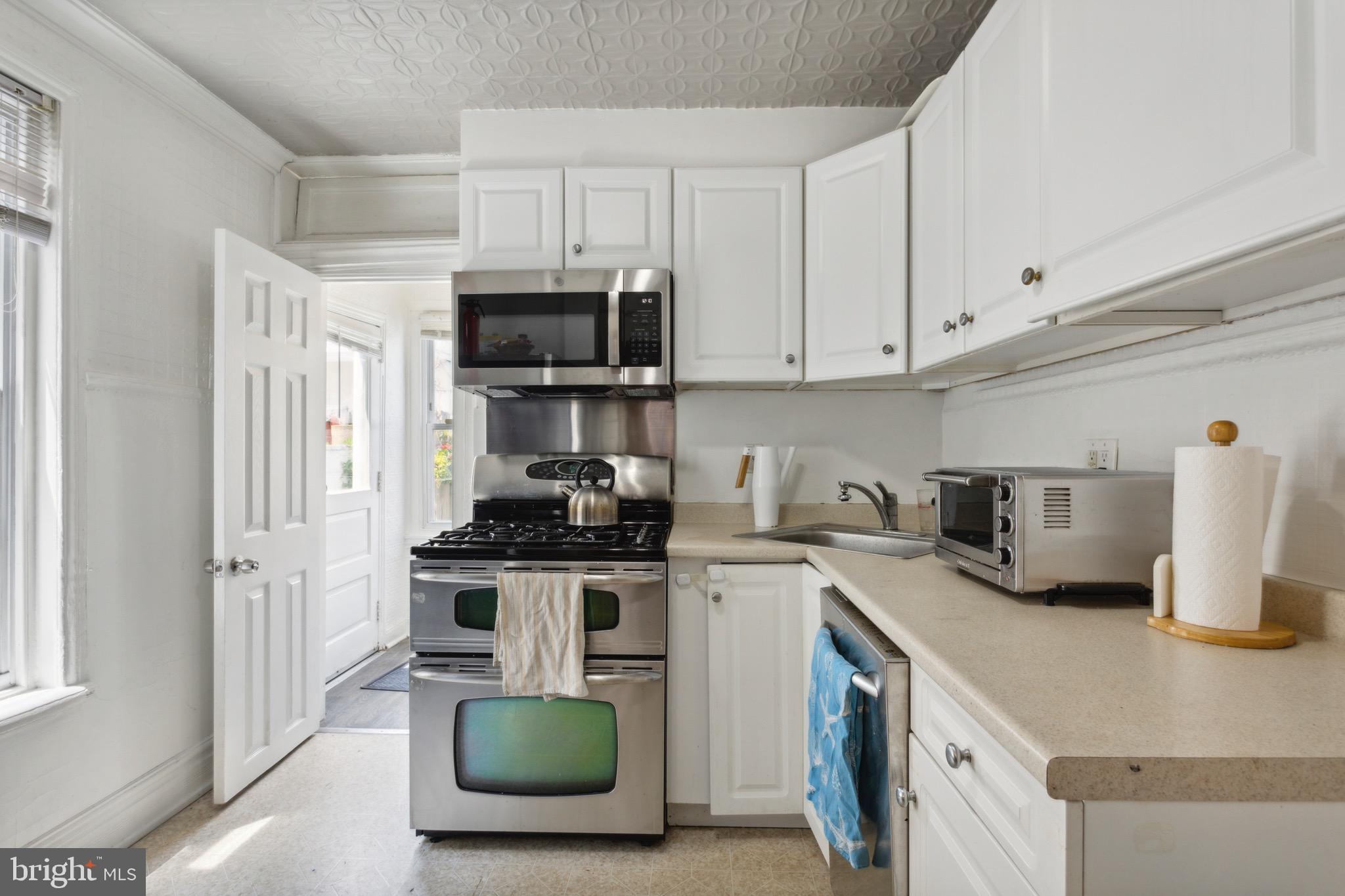 ART MUSEUM AREA - Residential