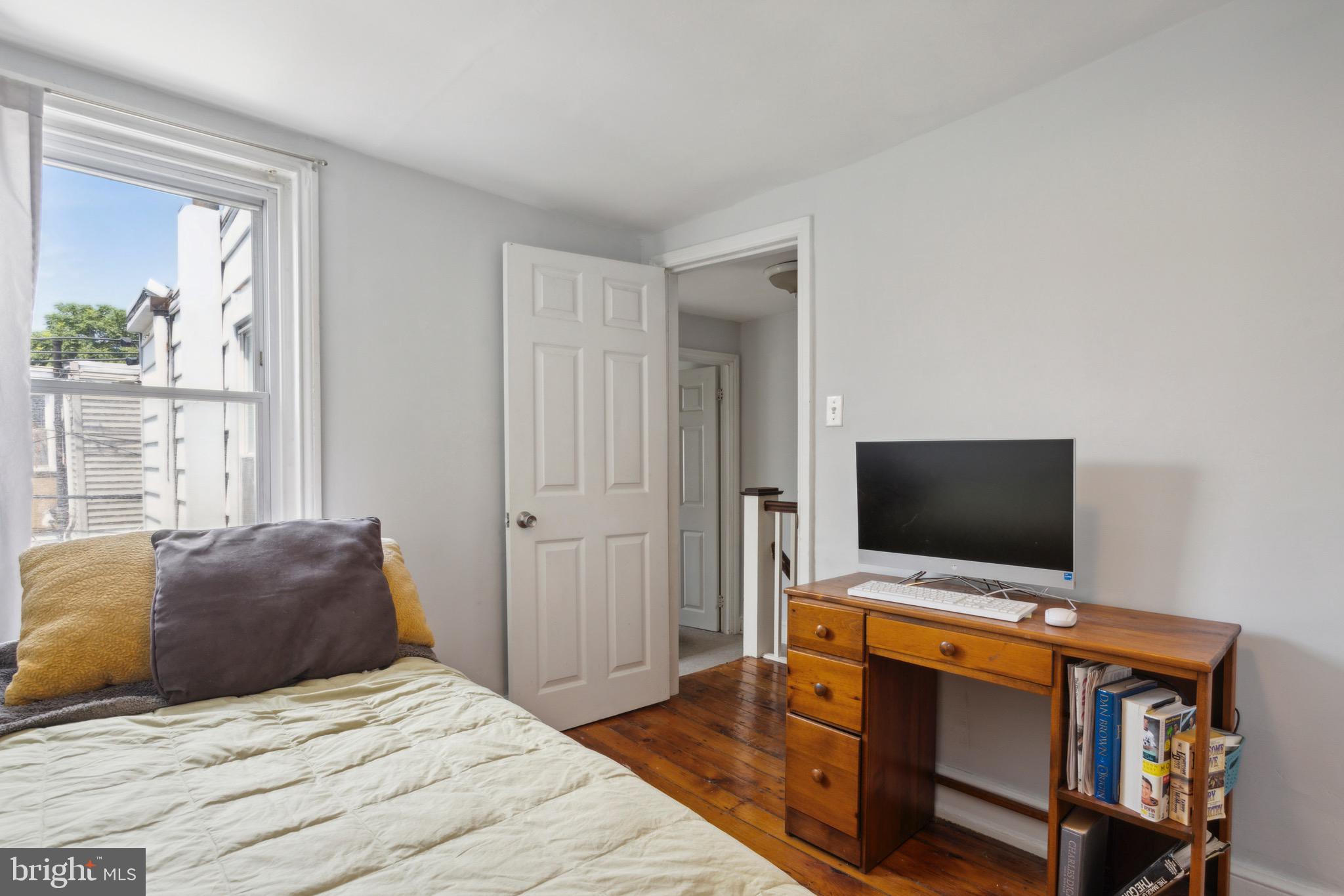 ART MUSEUM AREA - Residential