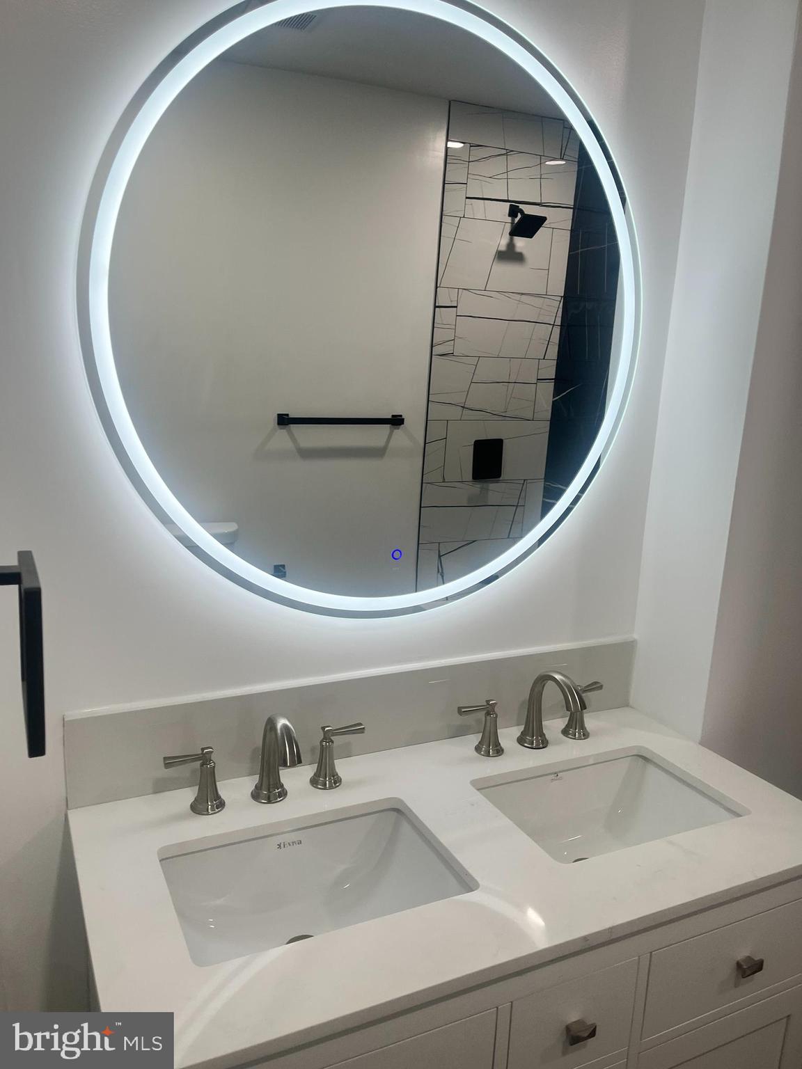 WEST OAK LANE - Residential