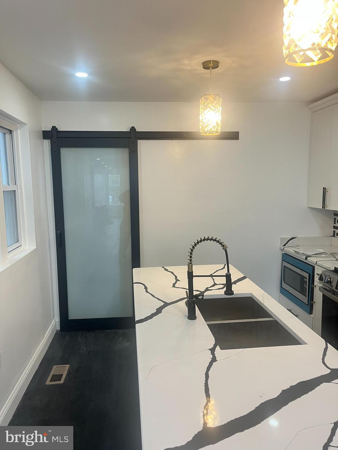 WEST OAK LANE - Residential