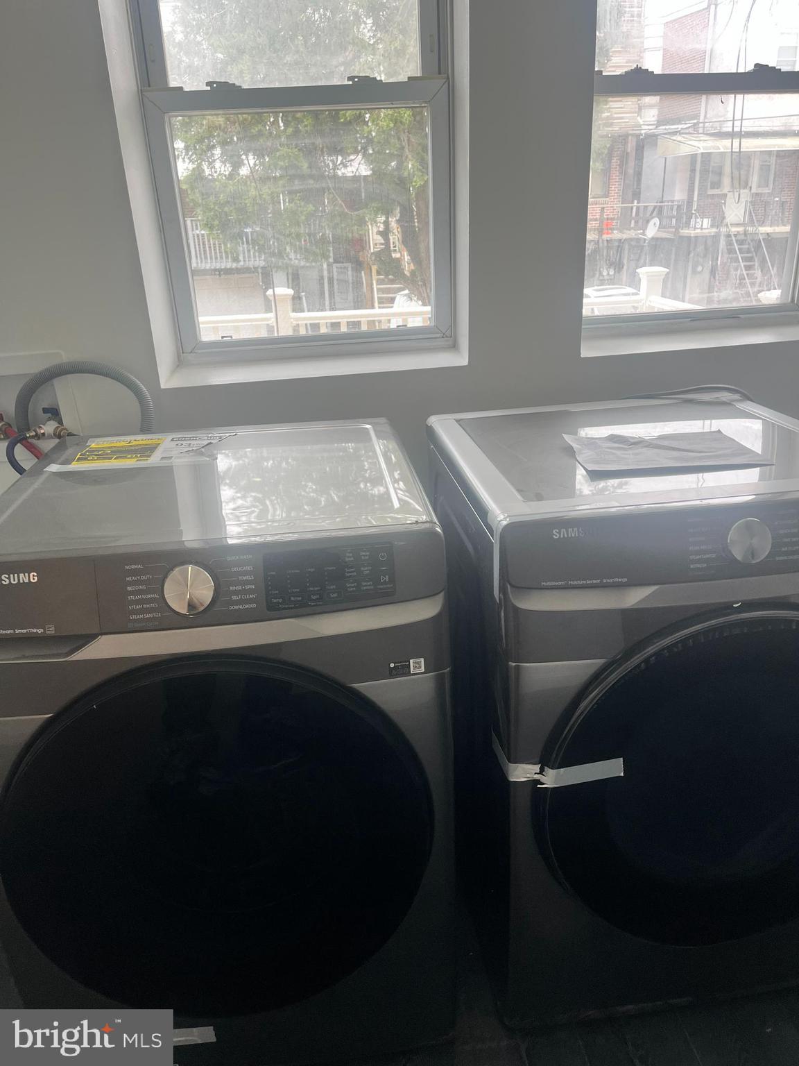 WEST OAK LANE - Residential