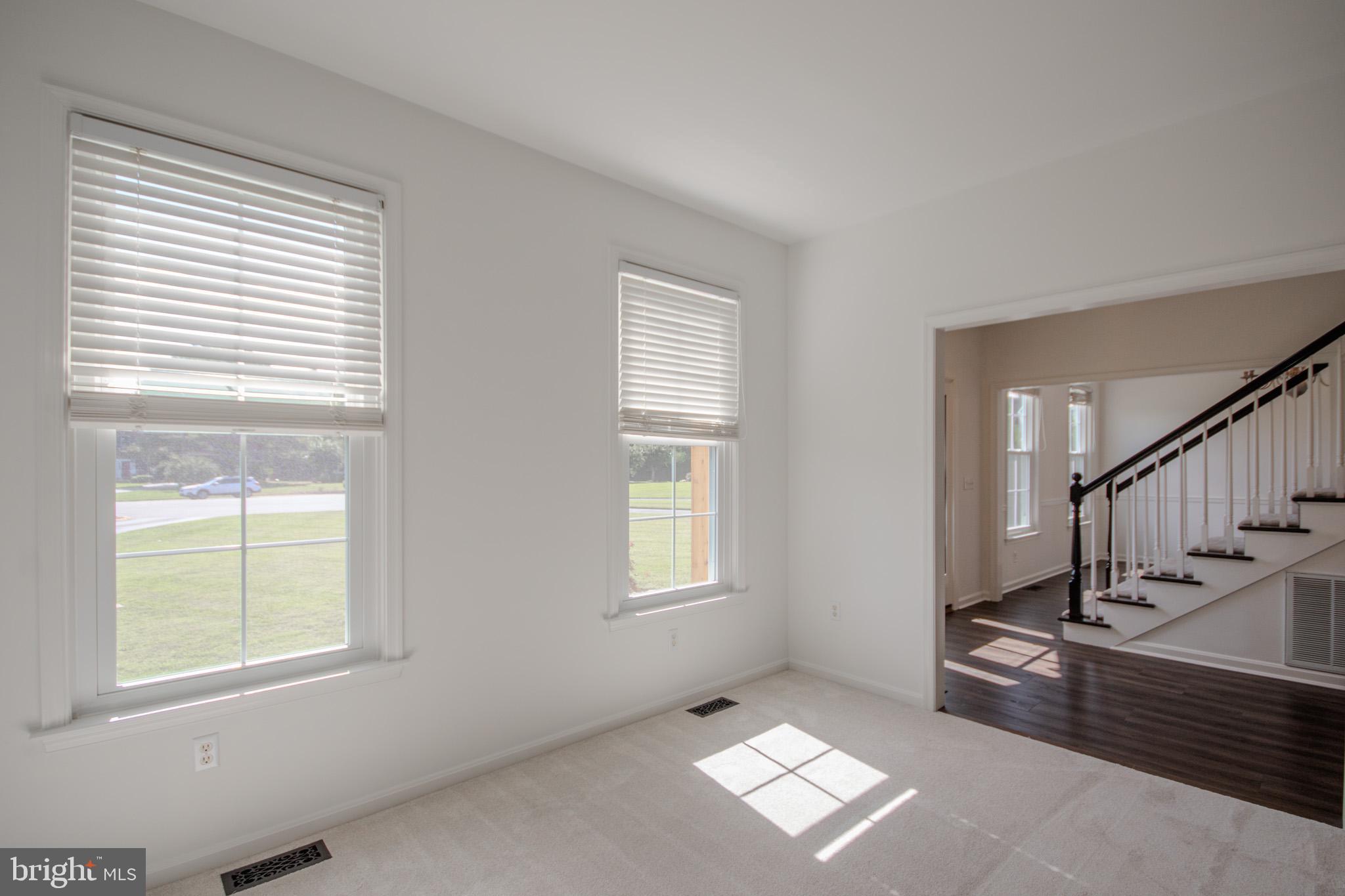 NUTTERS CROSSING - Residential