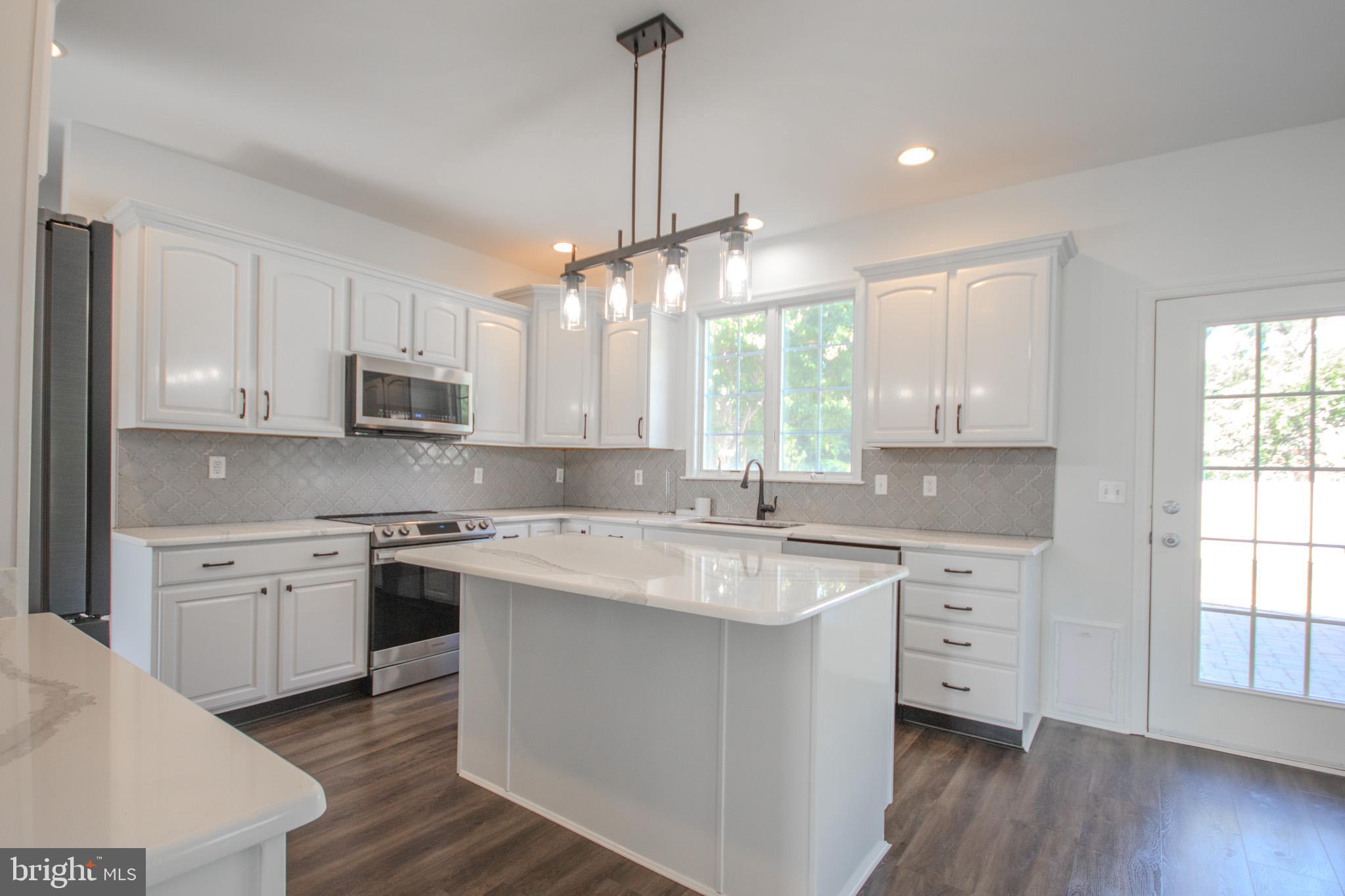 NUTTERS CROSSING - Residential