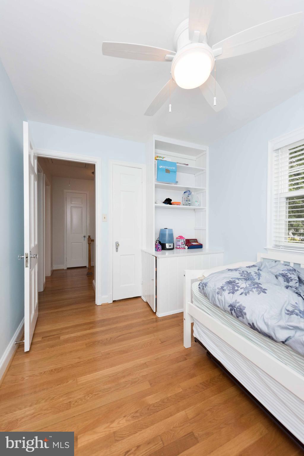 LEEWAY HEIGHTS - Residential Lease