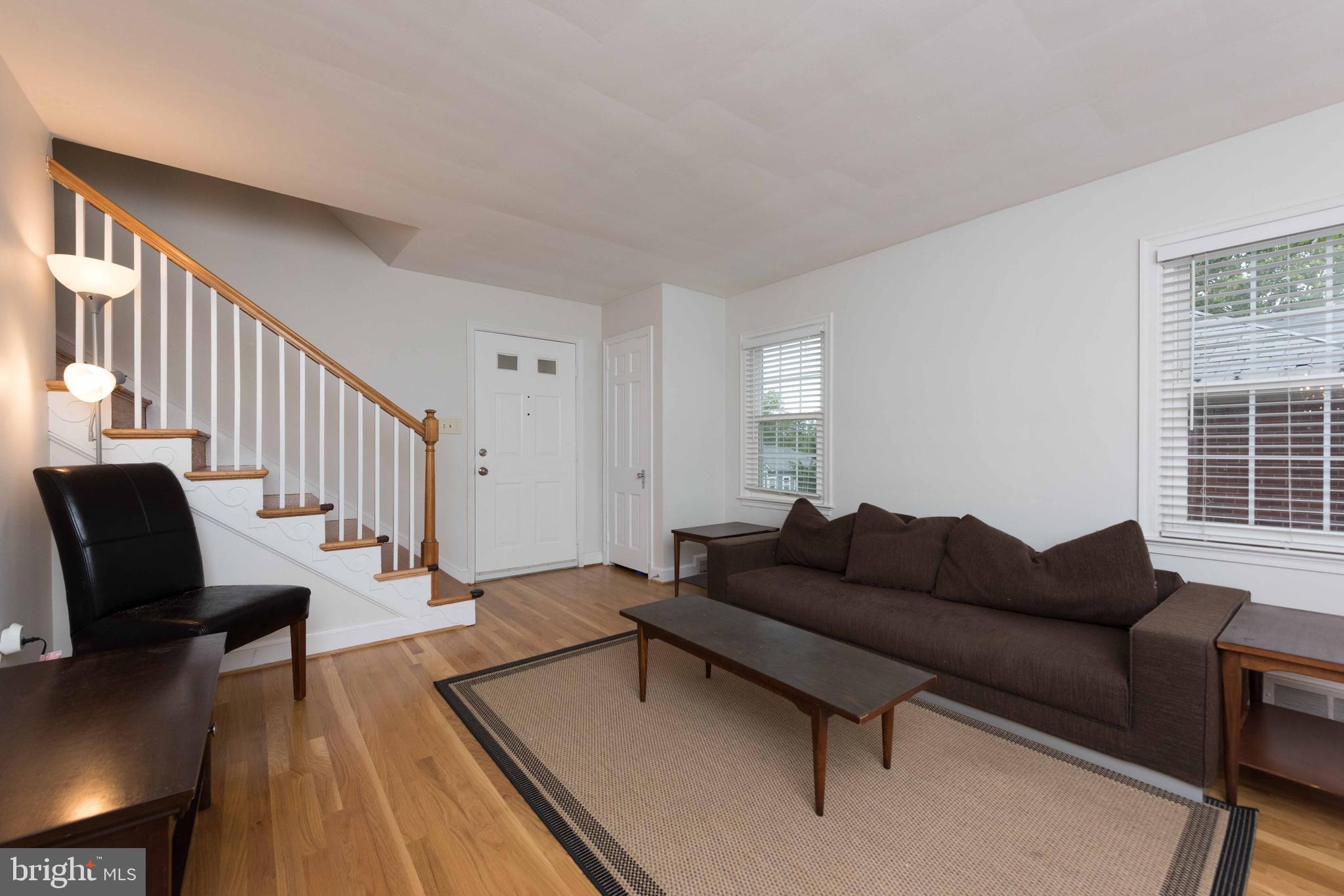 LEEWAY HEIGHTS - Residential Lease