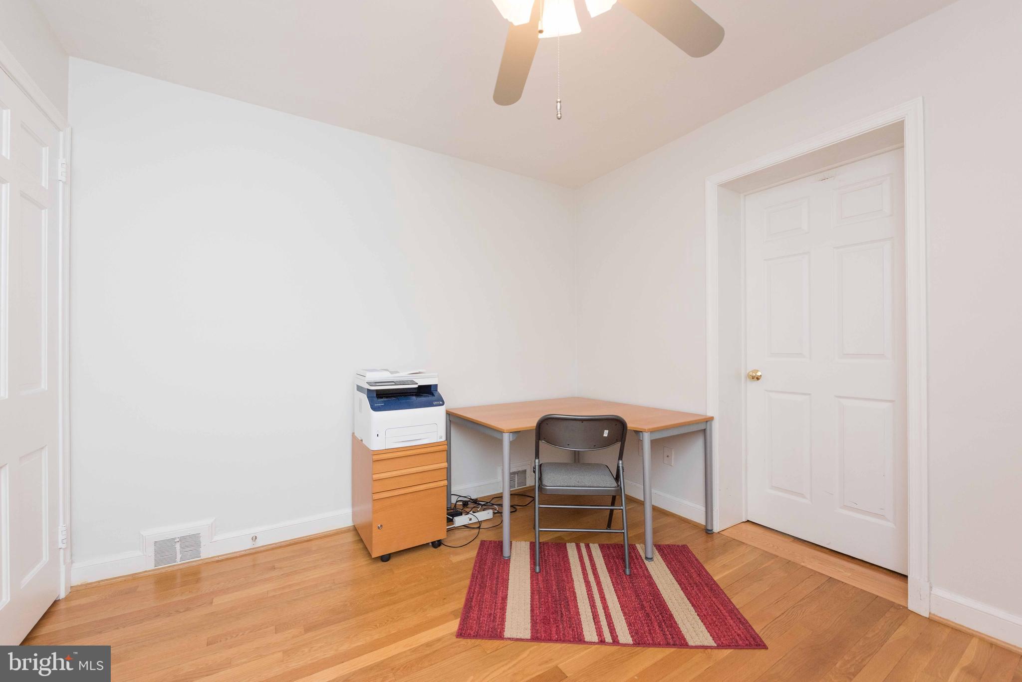 LEEWAY HEIGHTS - Residential Lease