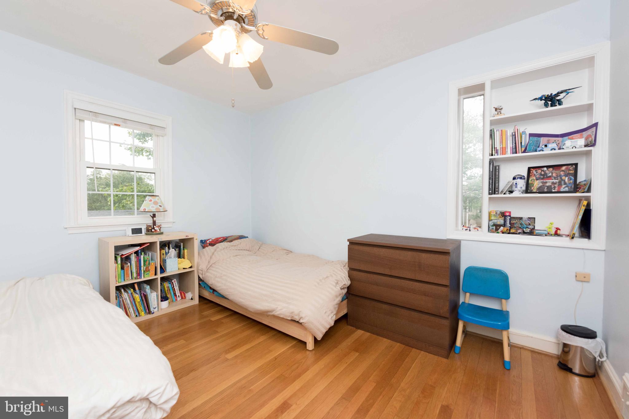 LEEWAY HEIGHTS - Residential Lease