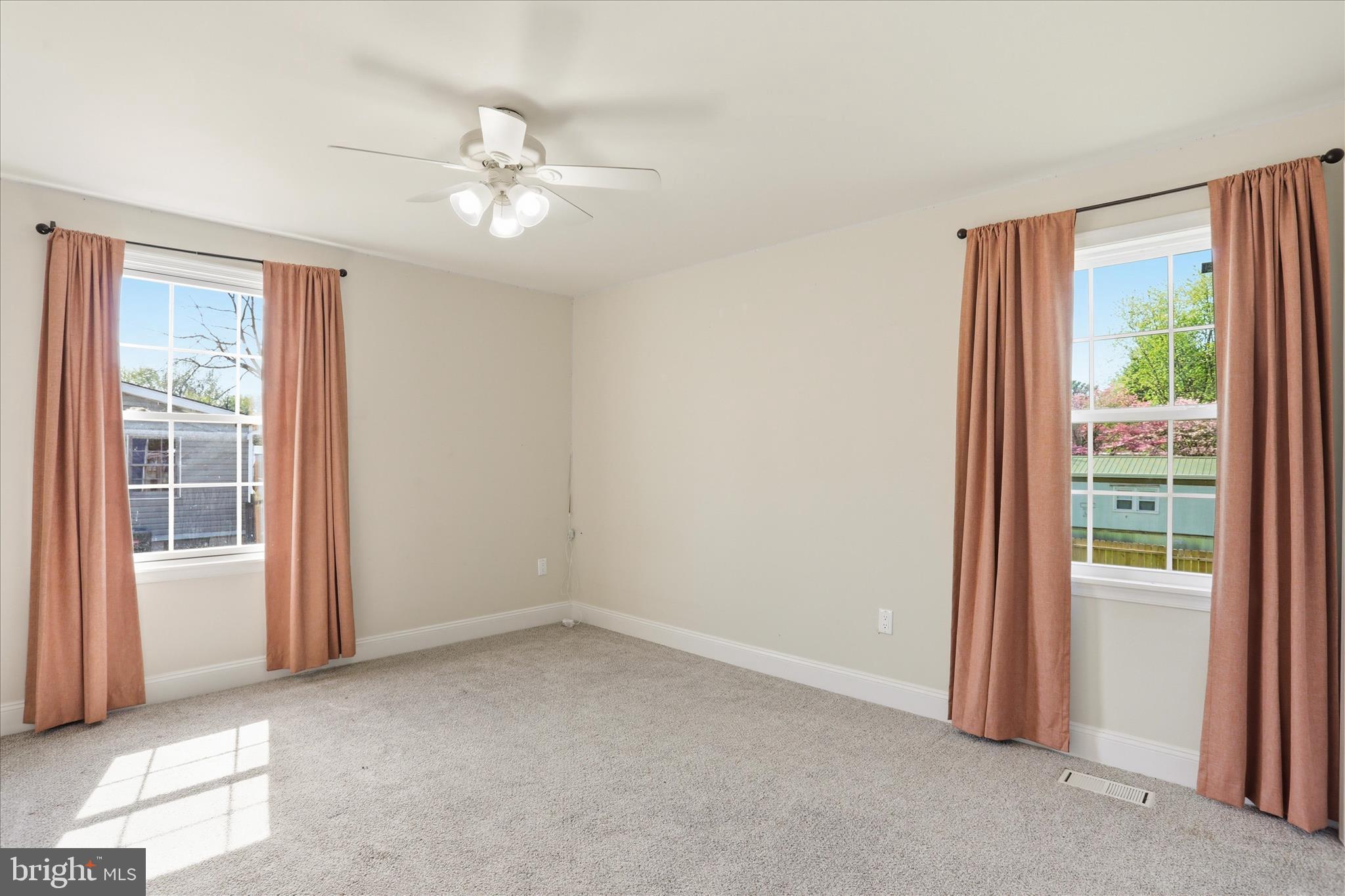 FOX GLEN - Residential