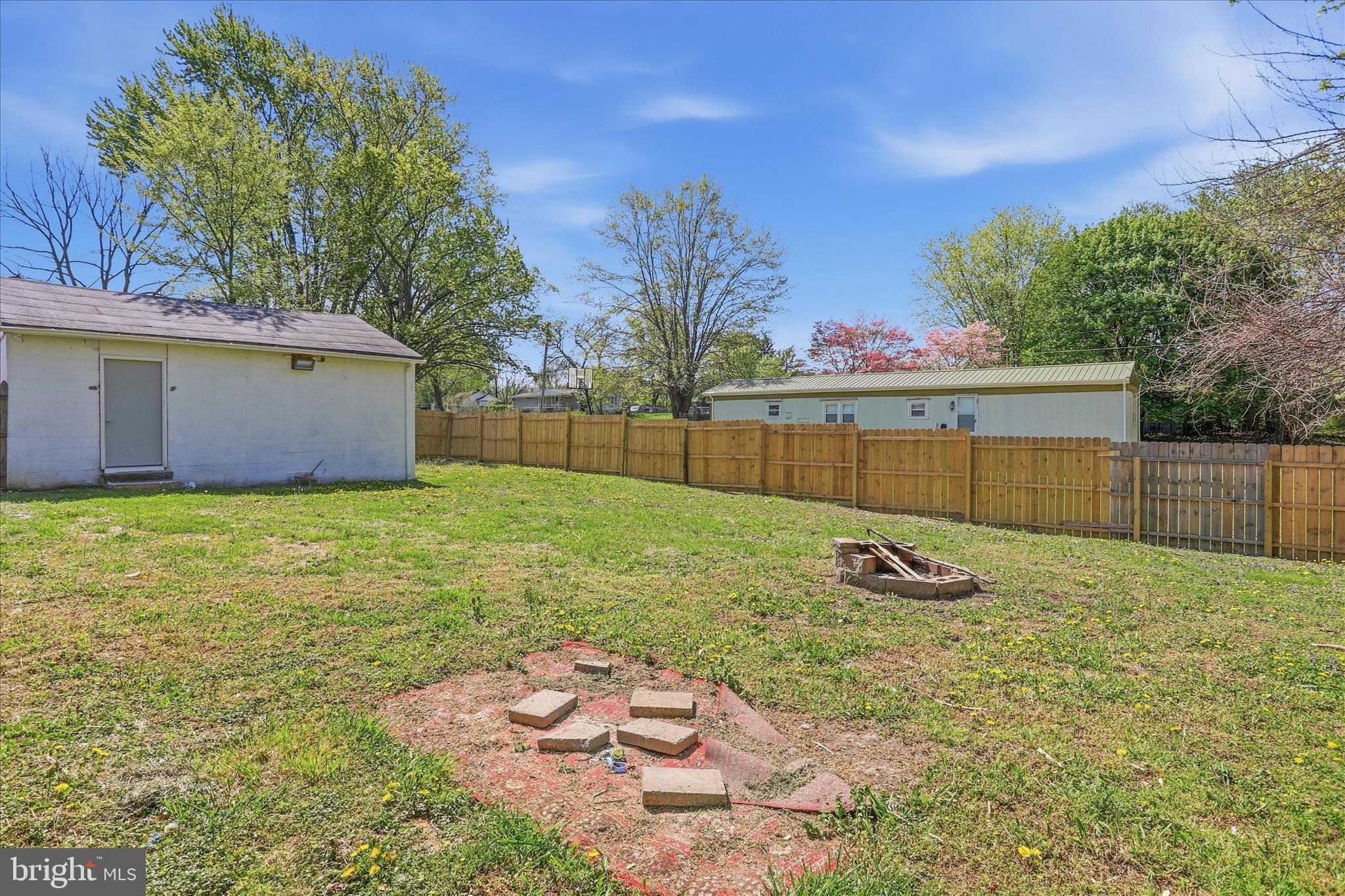 FOX GLEN - Residential