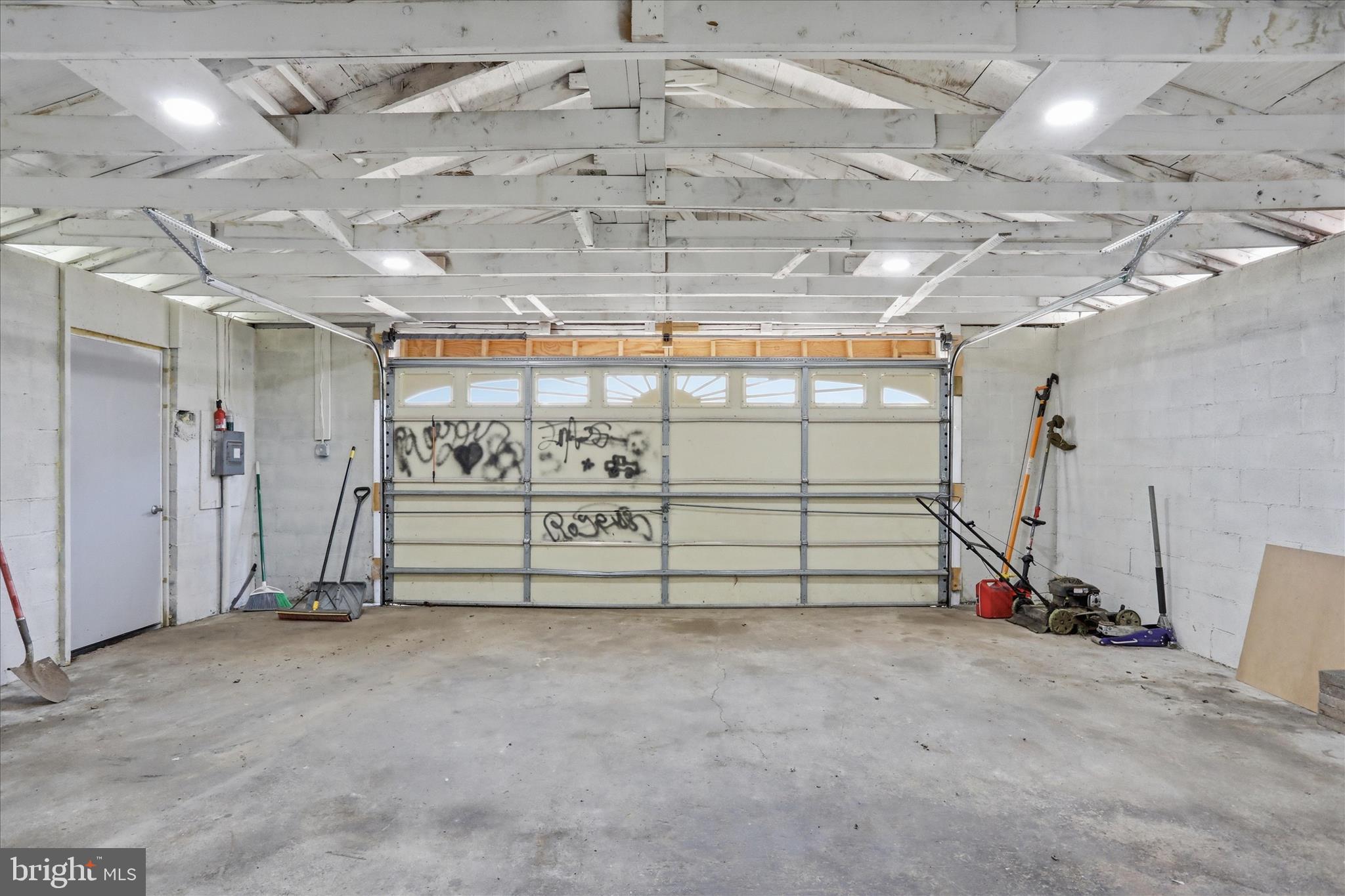 FOX GLEN - Residential