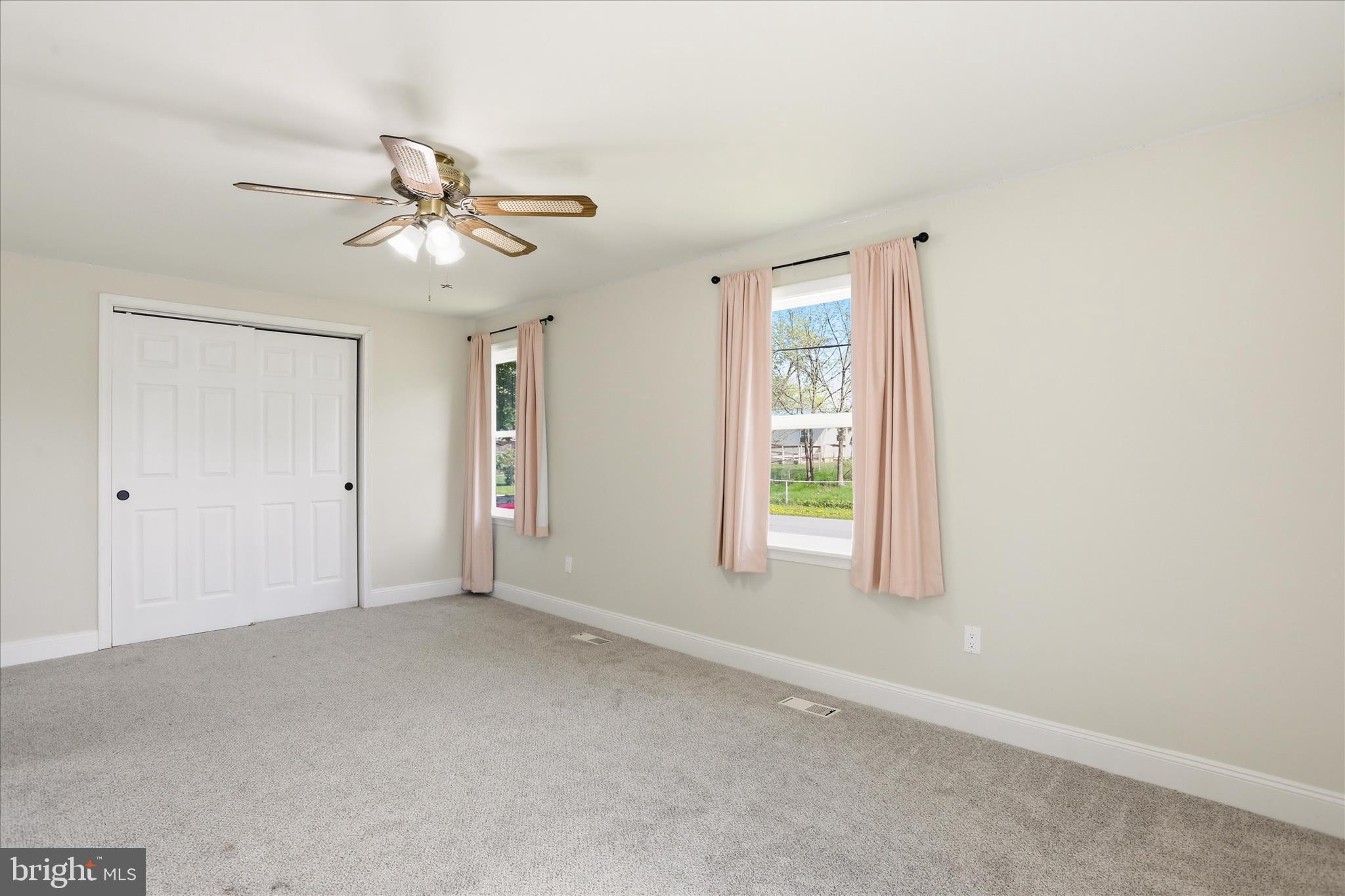 FOX GLEN - Residential