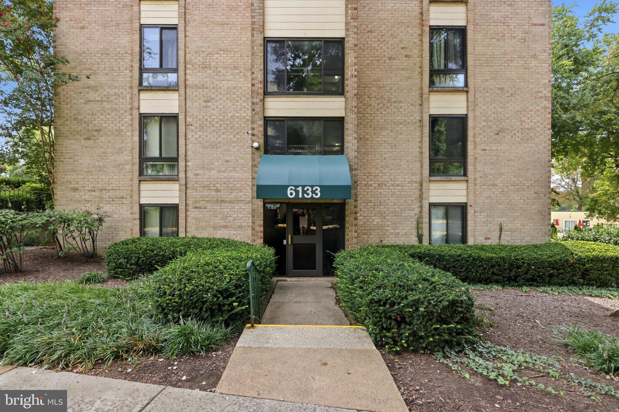 6133 LEESBURG PIKE 109