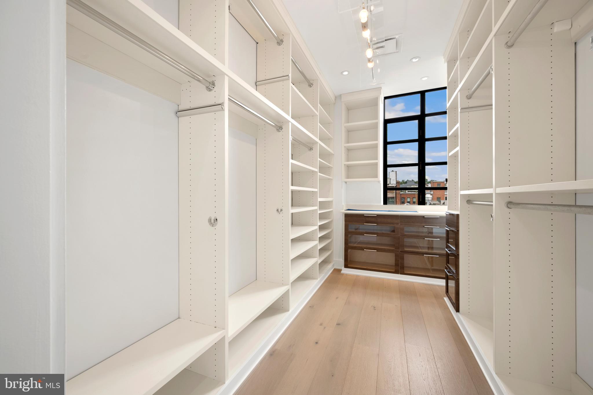 GEORGETOWN - Residential