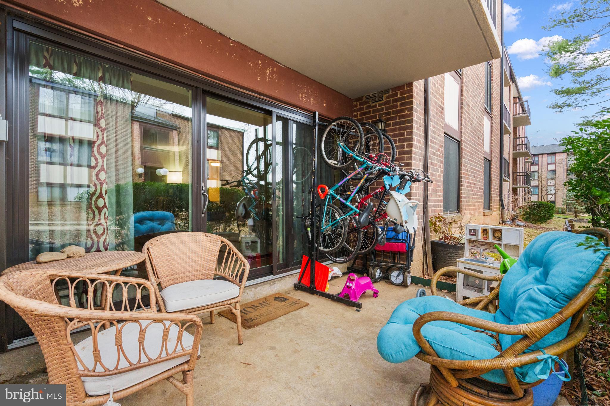 HAWTHORNE VILLAGE - Residential