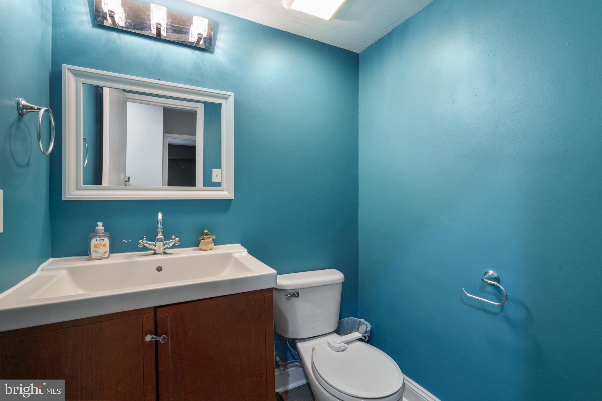 HAWTHORNE VILLAGE - Residential