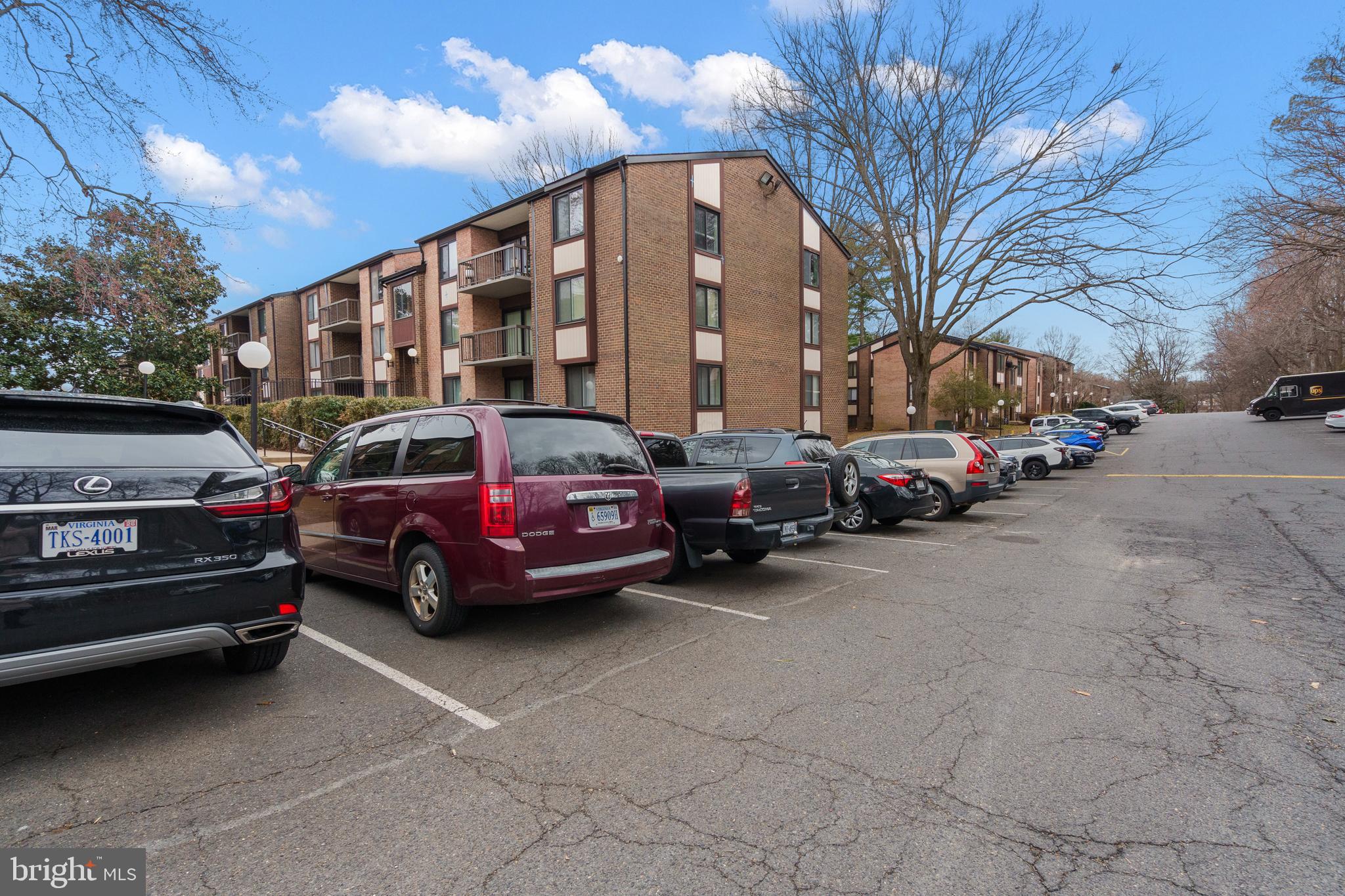 HAWTHORNE VILLAGE - Residential