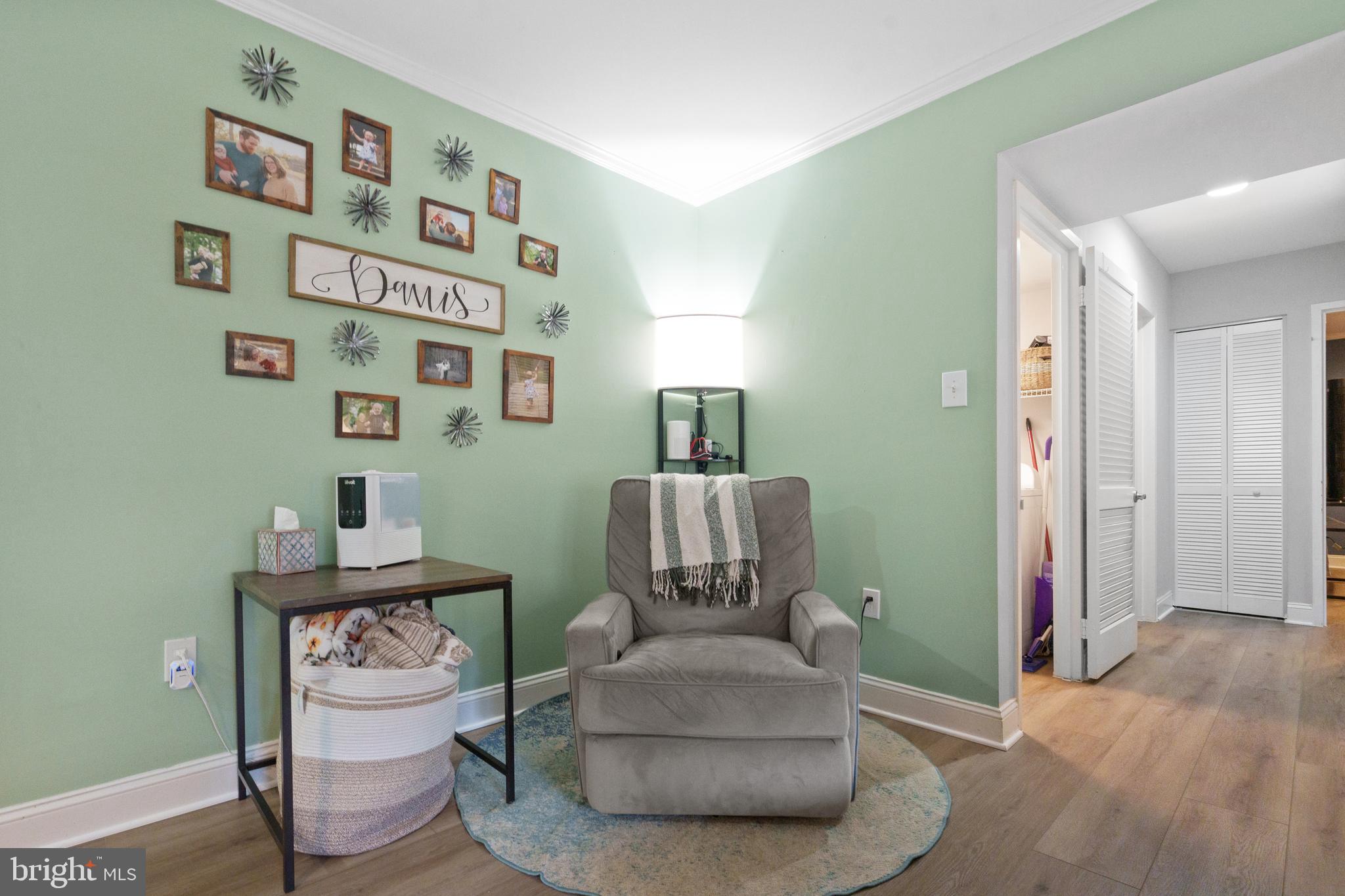 HAWTHORNE VILLAGE - Residential