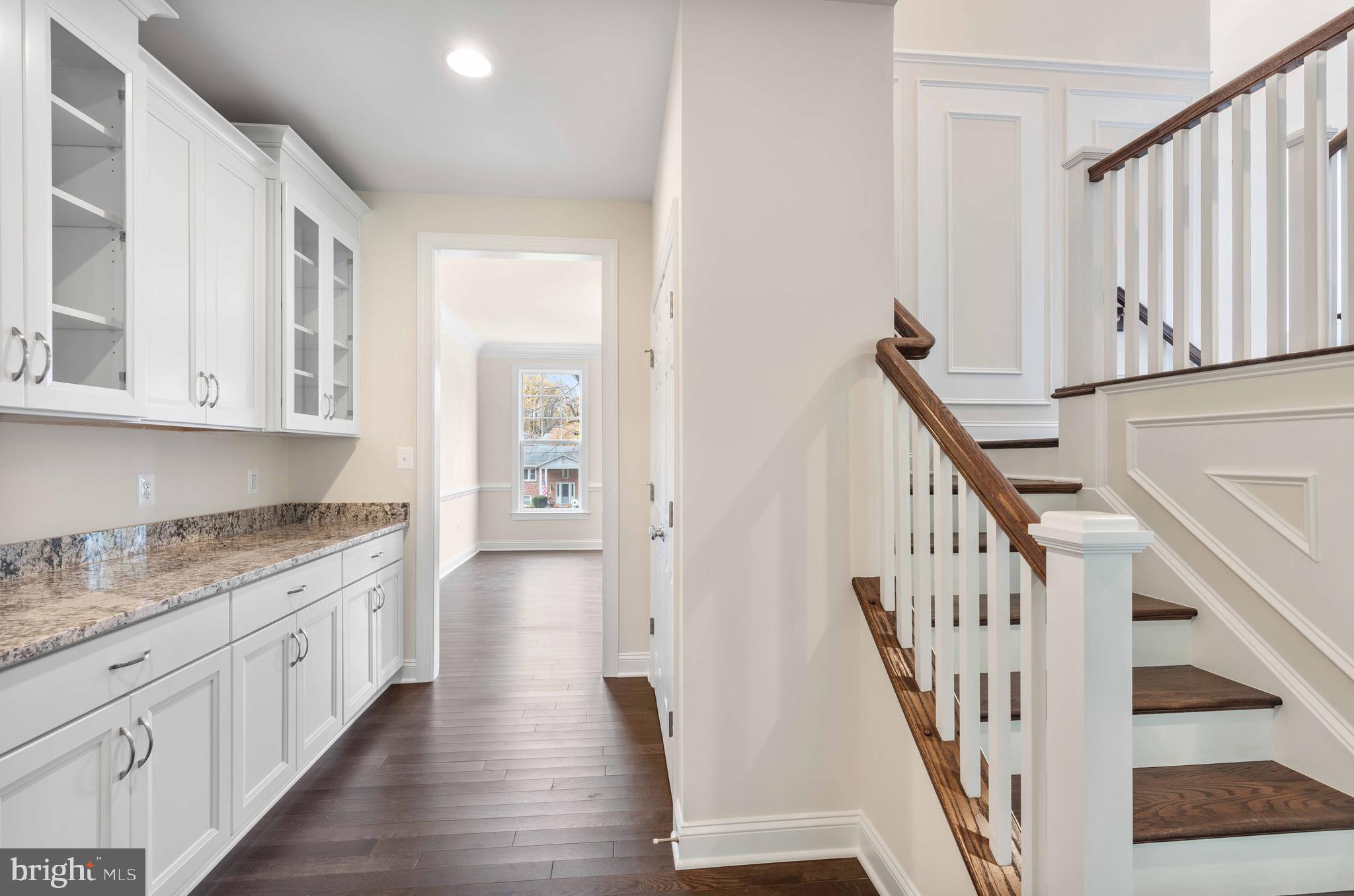 LEEHIGH VILLAGE - Residential