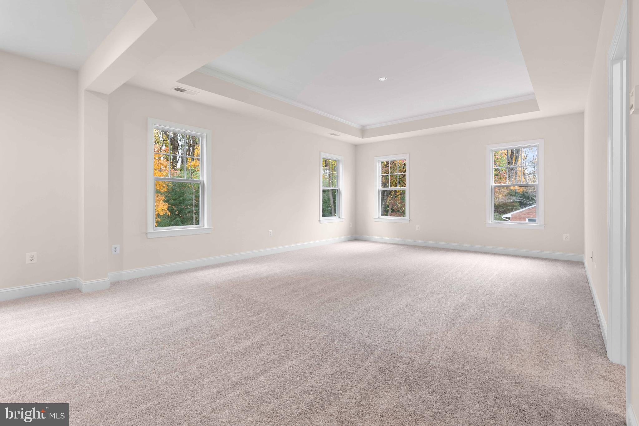 LEEHIGH VILLAGE - Residential