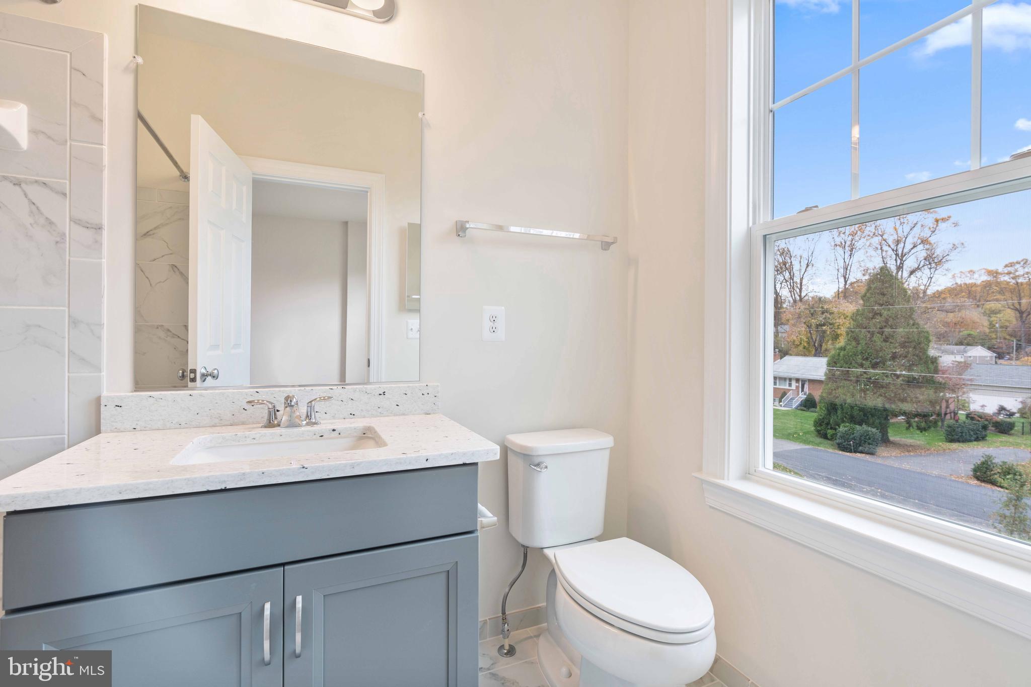 LEEHIGH VILLAGE - Residential