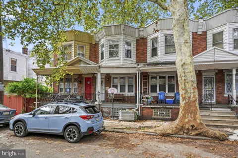 Townhouse For Sale - 512 N Holly Street<br/> PHILADELPHIA, PA 19104