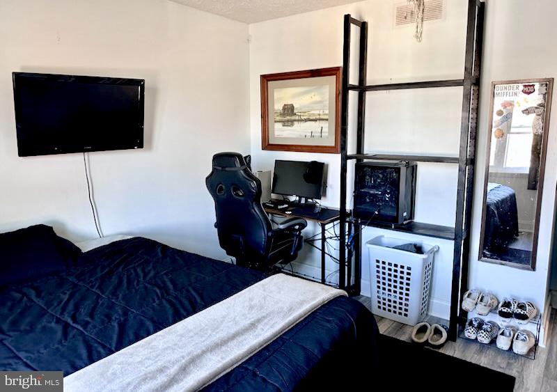 HIDDEN RIDGE - Residential