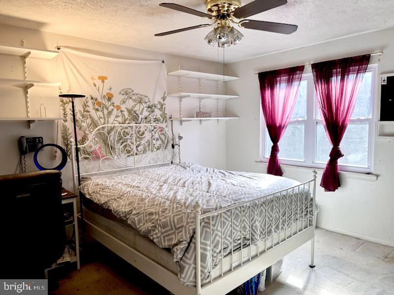 HIDDEN RIDGE - Residential