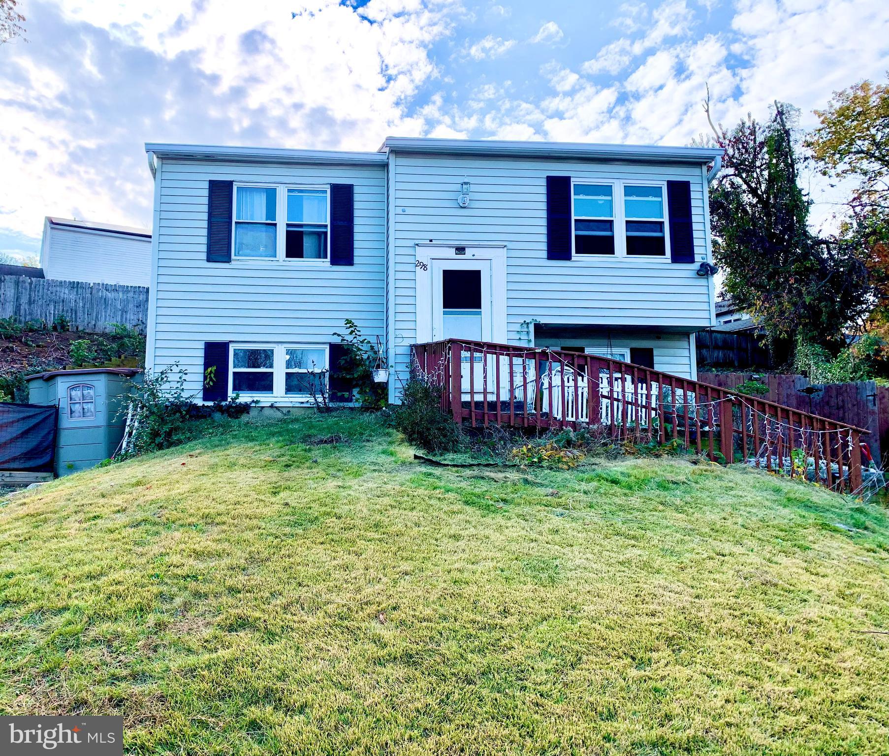 HIDDEN RIDGE - Residential