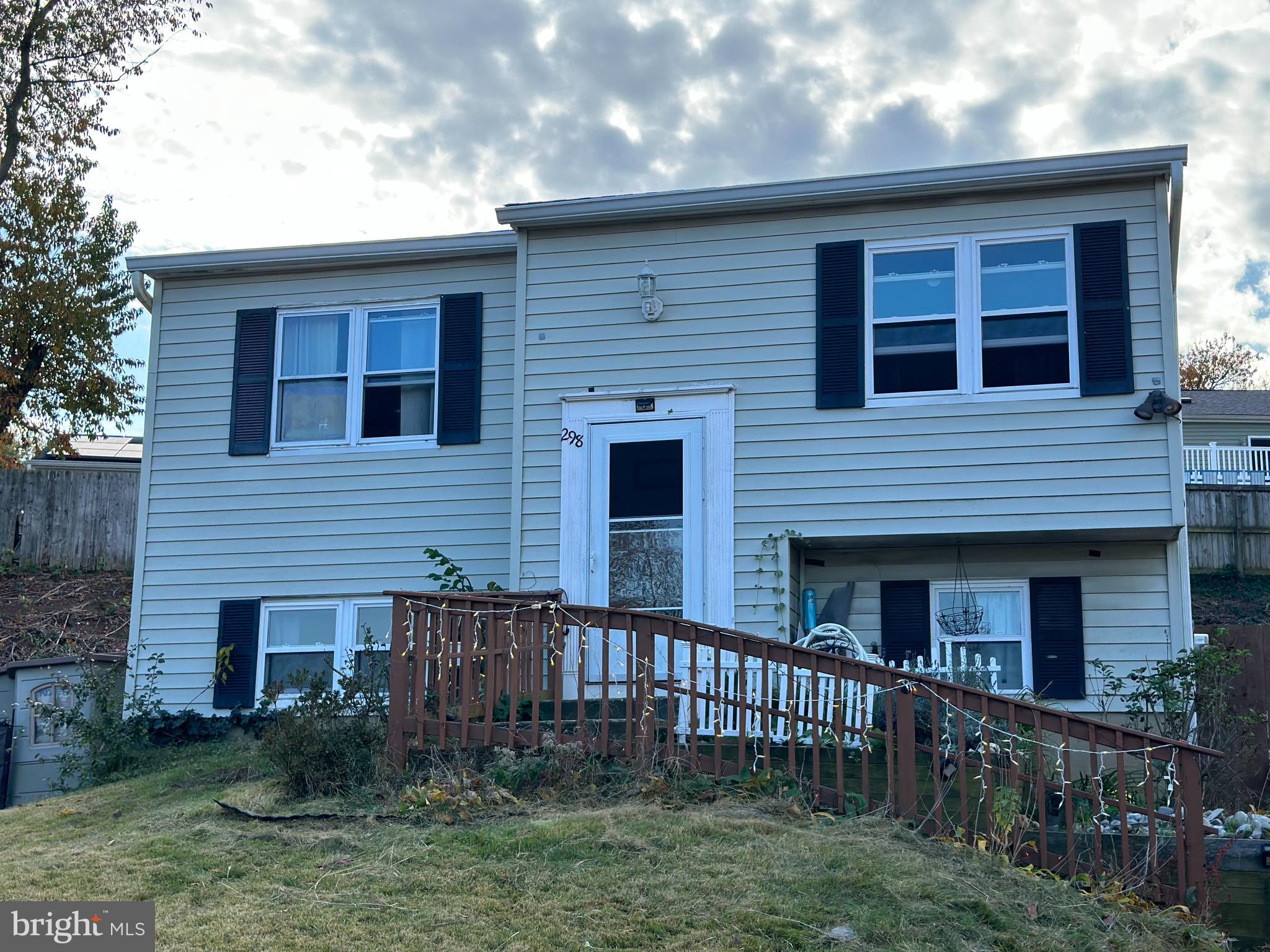 HIDDEN RIDGE - Residential