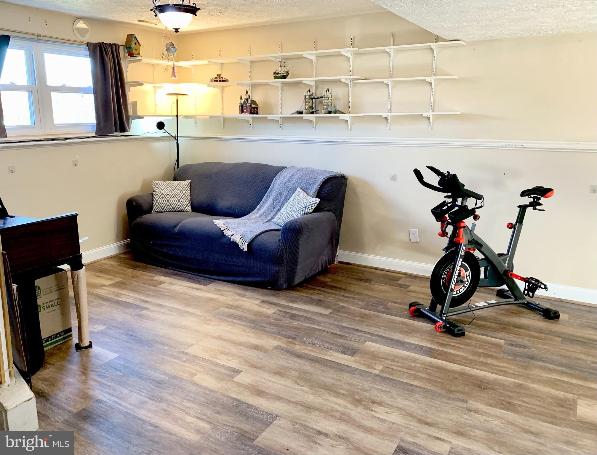 HIDDEN RIDGE - Residential