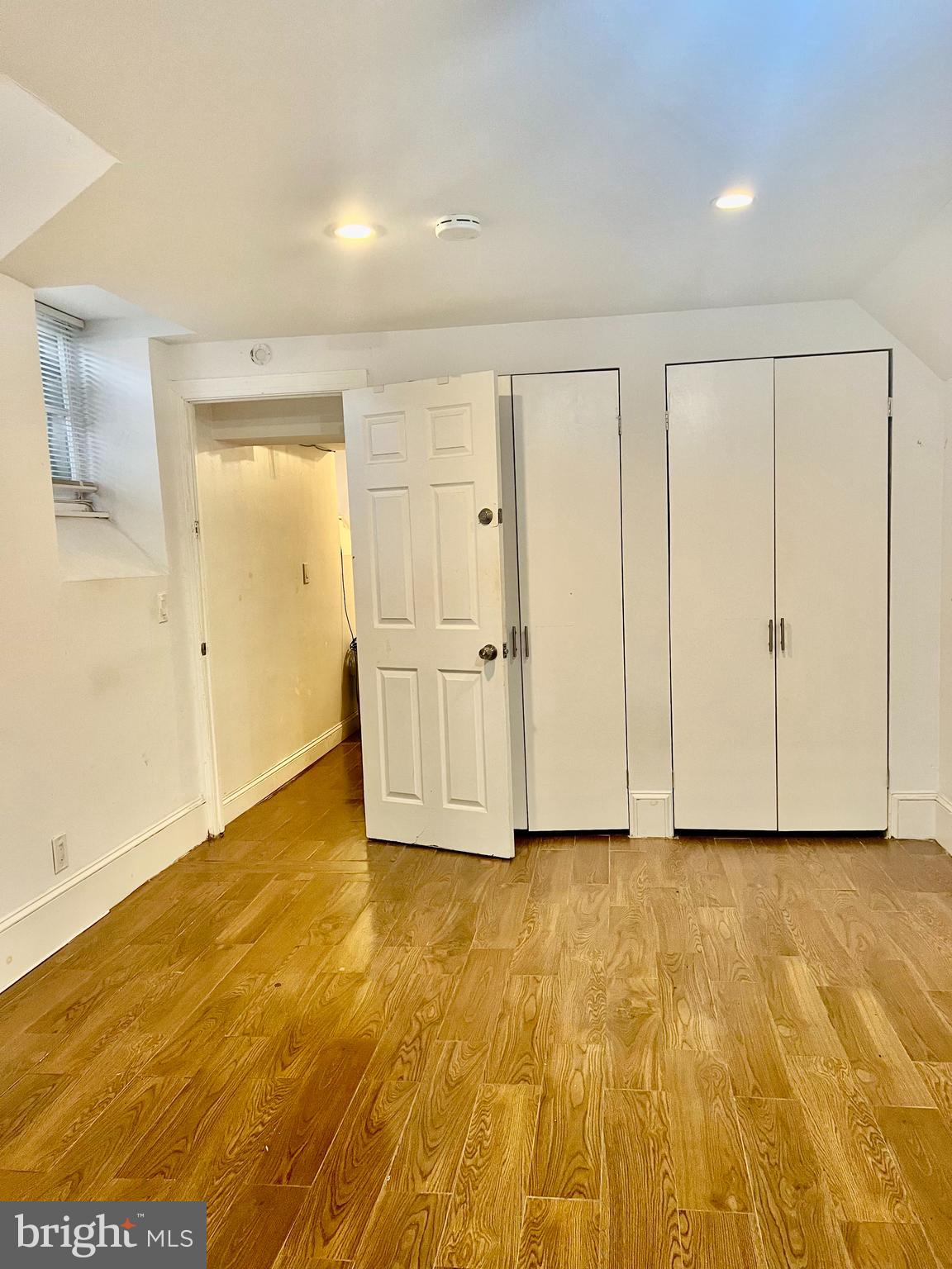 POWELTON VILLAGE - Residential Income