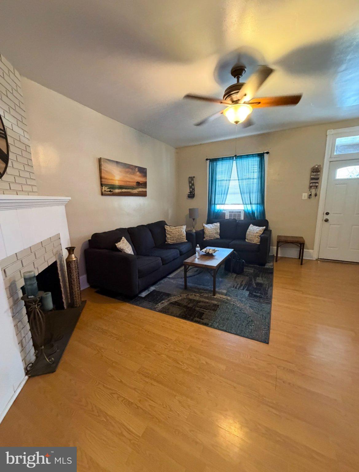 1424 SELLERS STREET
