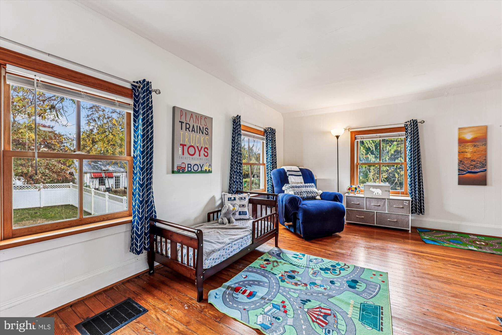 BARNESVILLE OUTSIDE - Residential